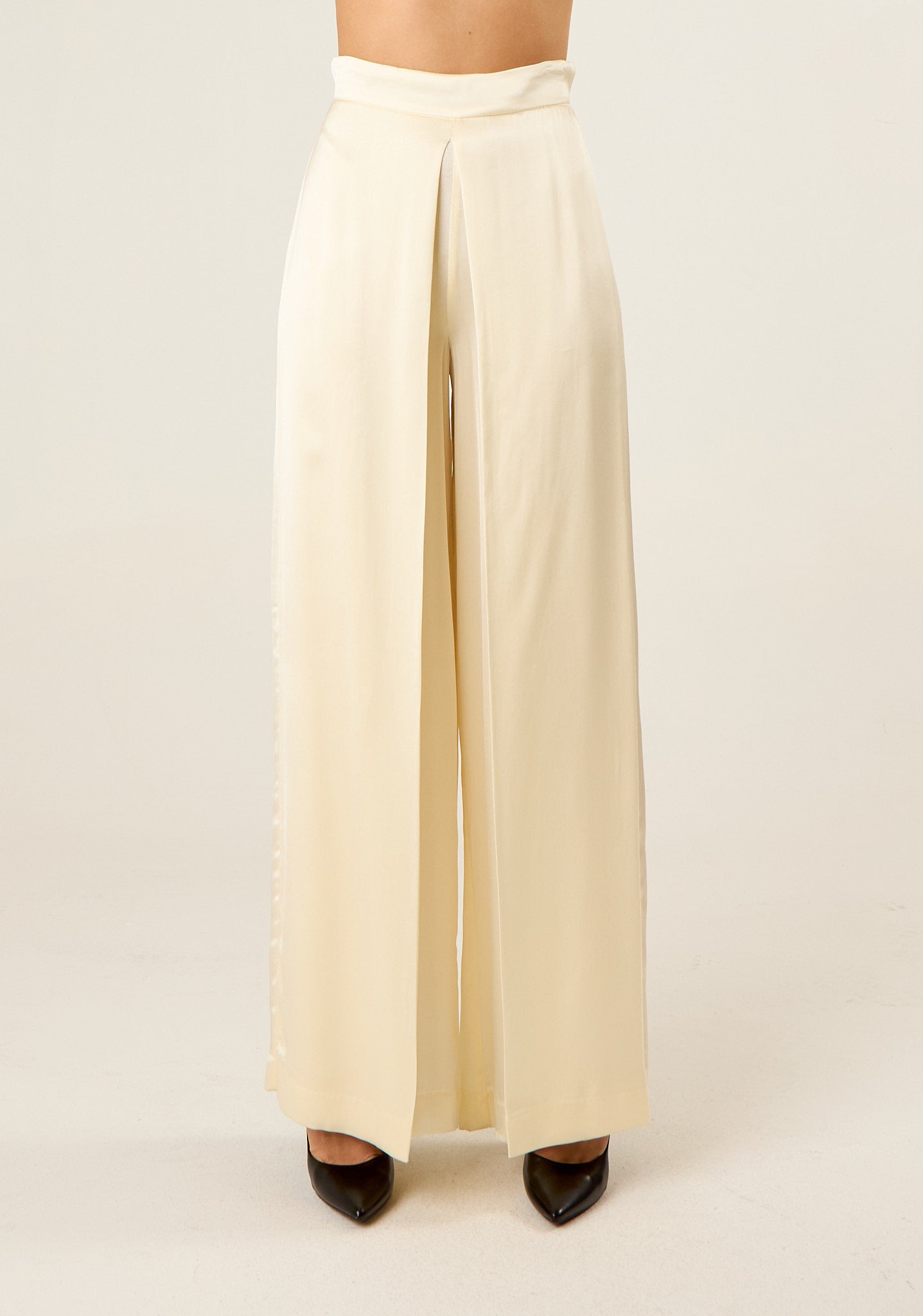 Pantalone con pannelli superiori