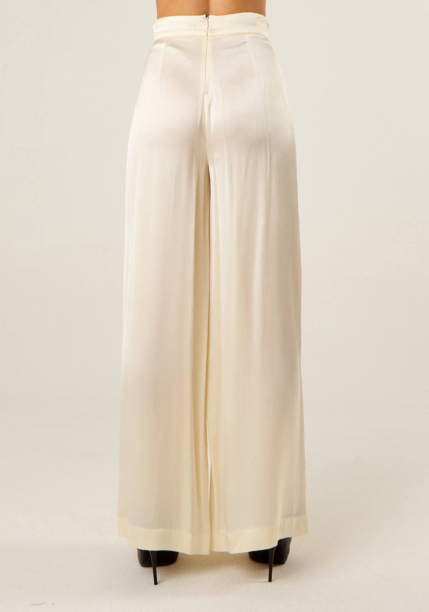 Pantalone con pannelli superiori