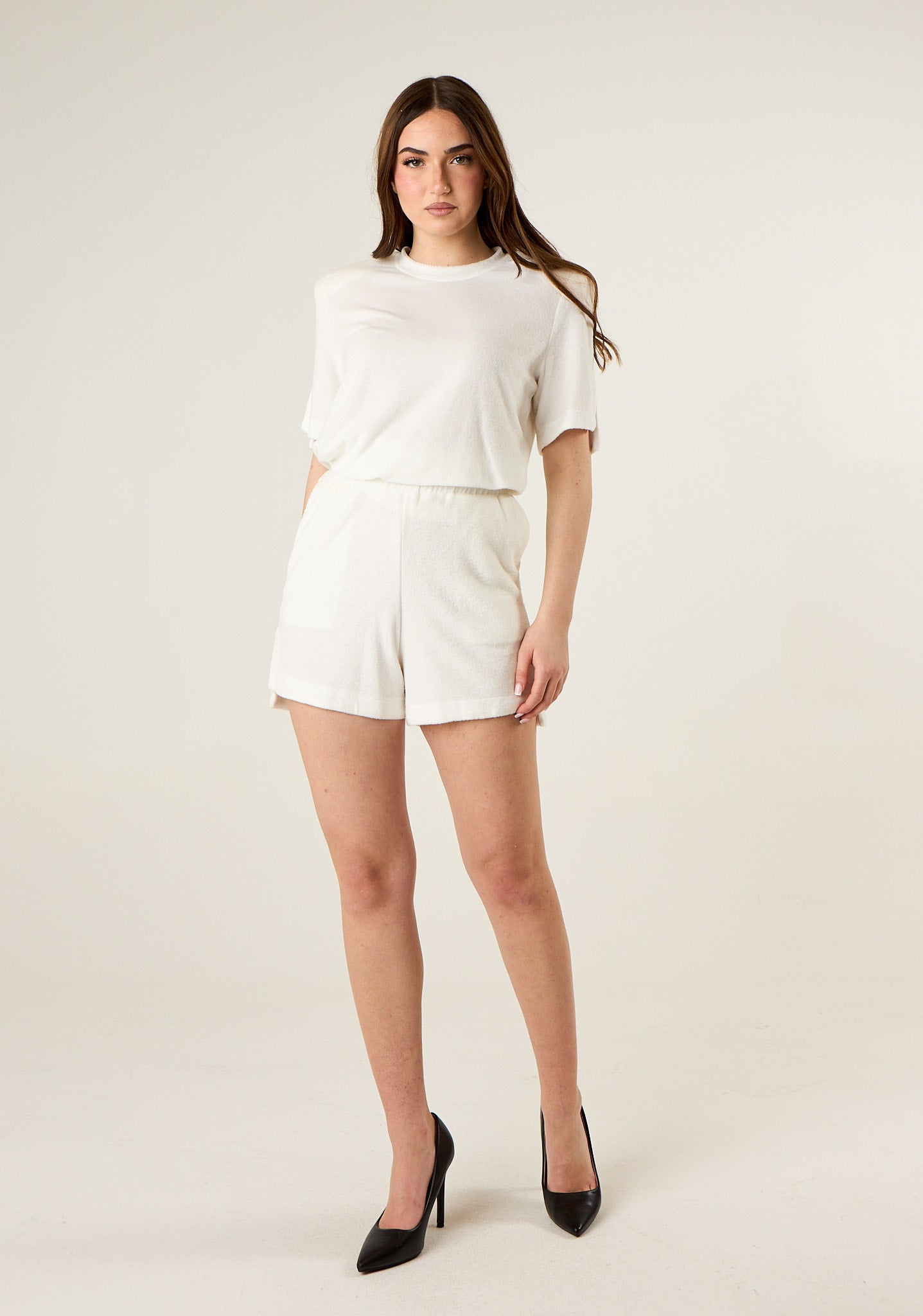 T-shirt oversize con spalline