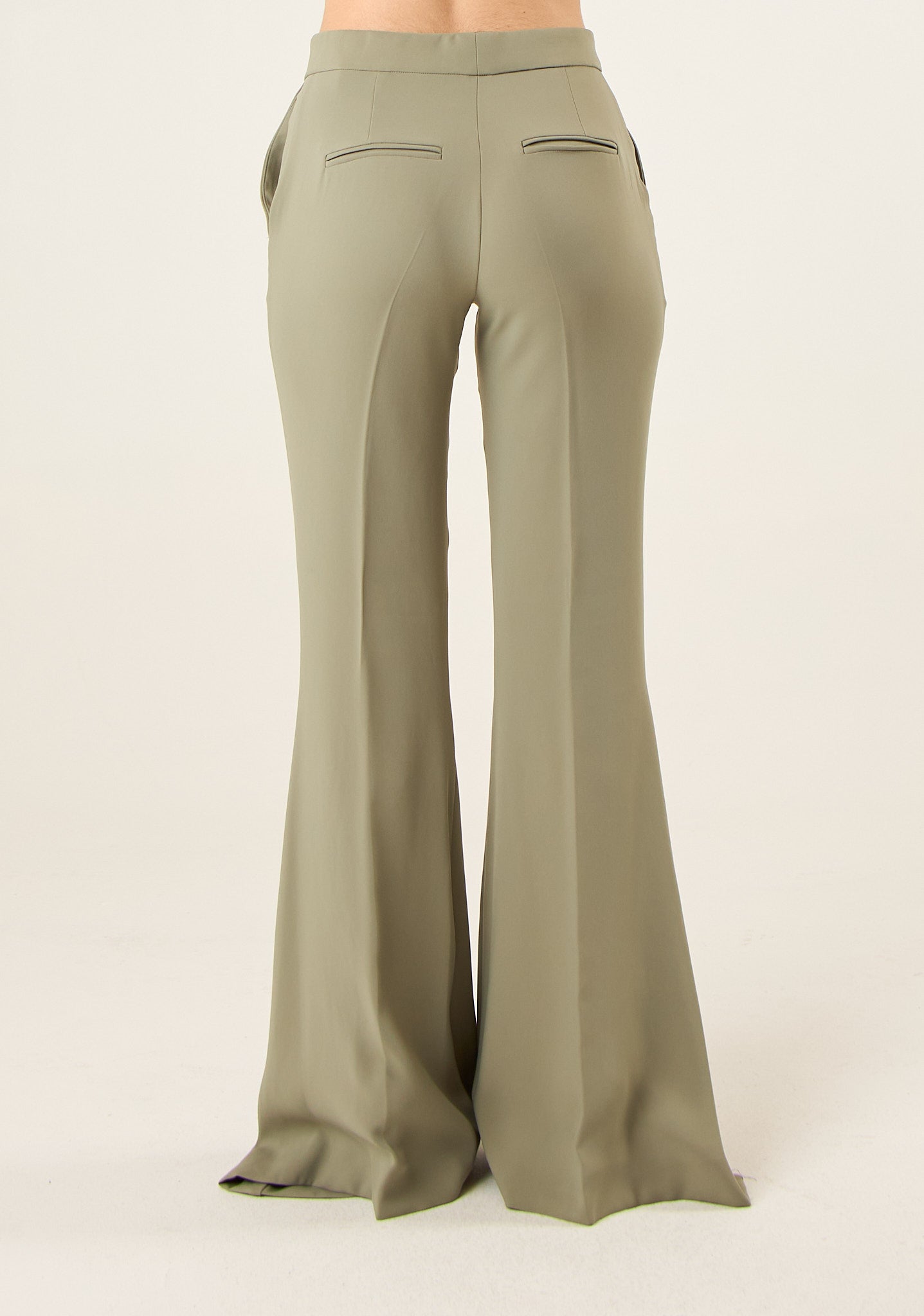 Pantalone a zampa d'elefante