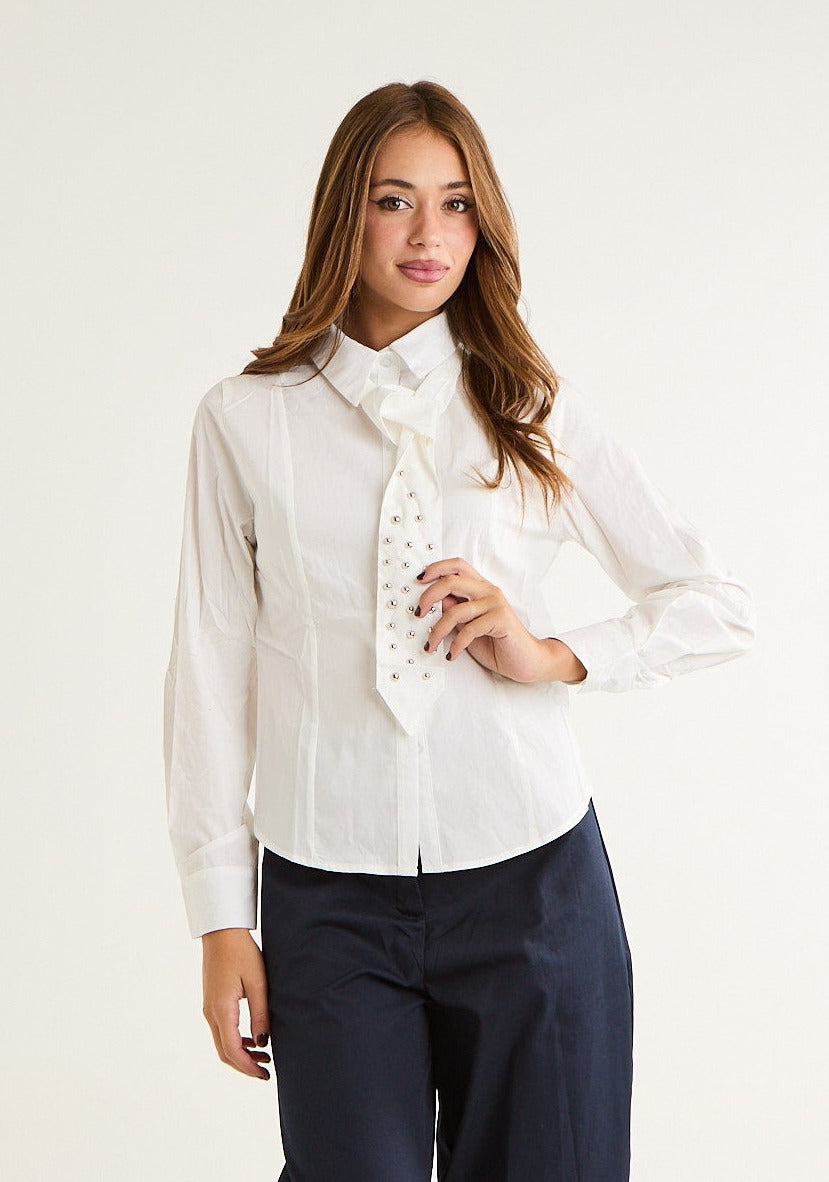 Camicia con cravatta