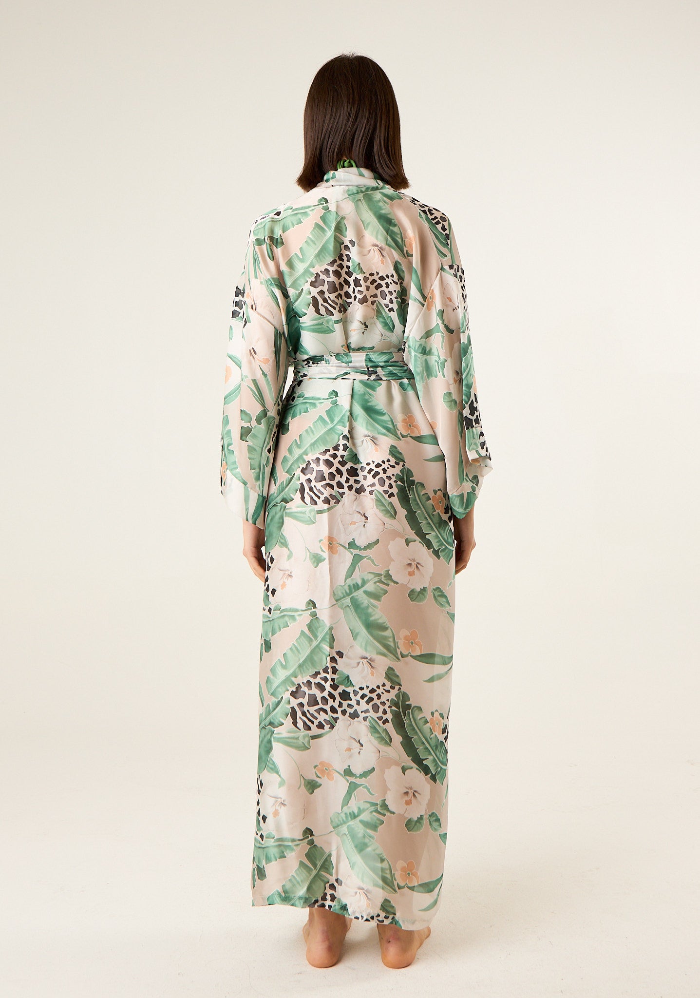 Kimono lungo in tessuto scivolato