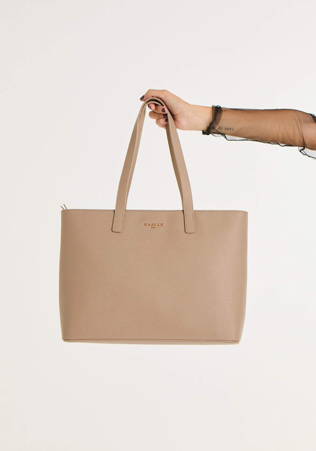 Borsa maxi shopper in saffiano