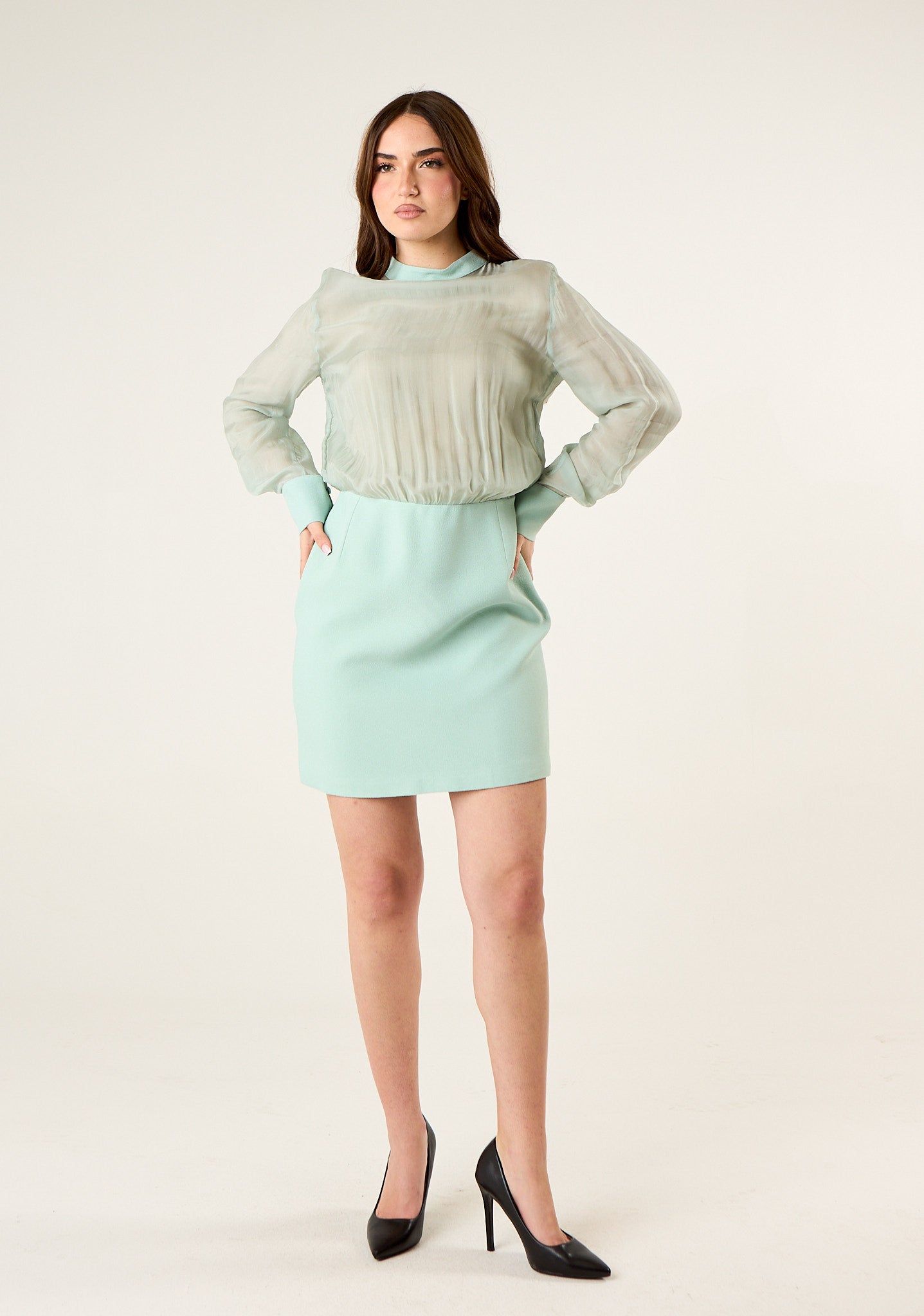 Abito corto sblusato