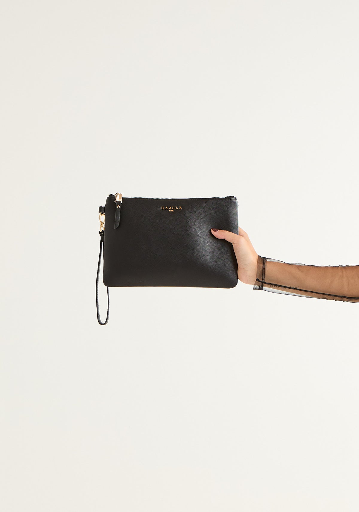 Pochette essential in saffiano