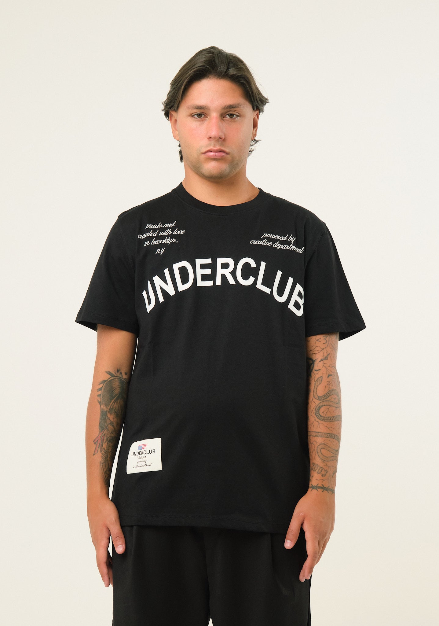 T-shirt con stampe frontali