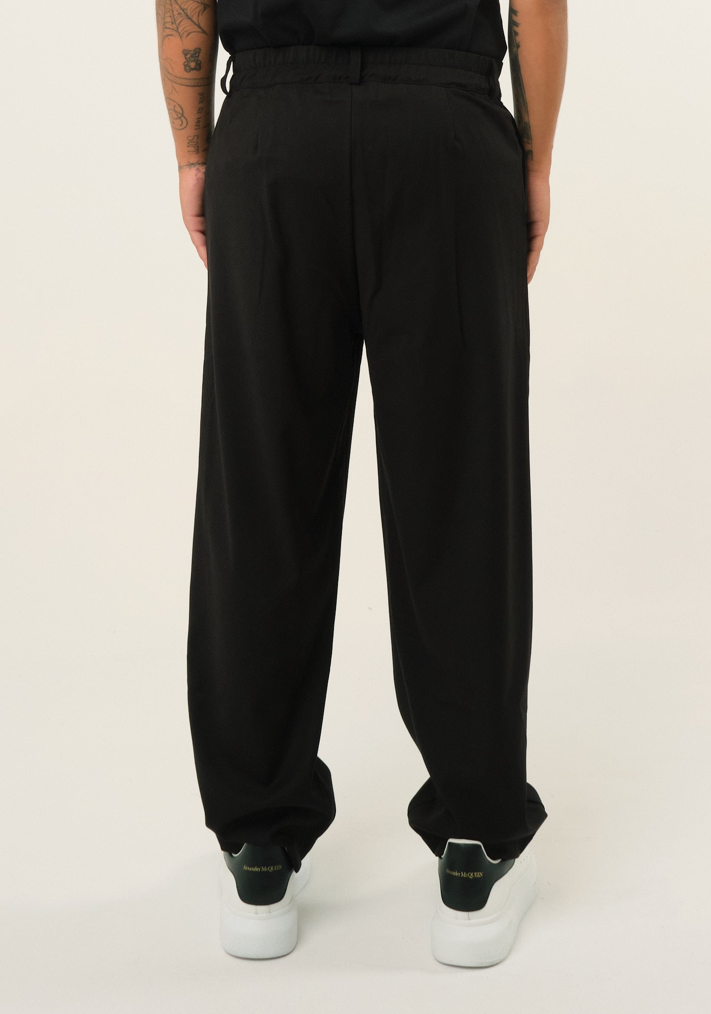 Pantalone con logo laterale