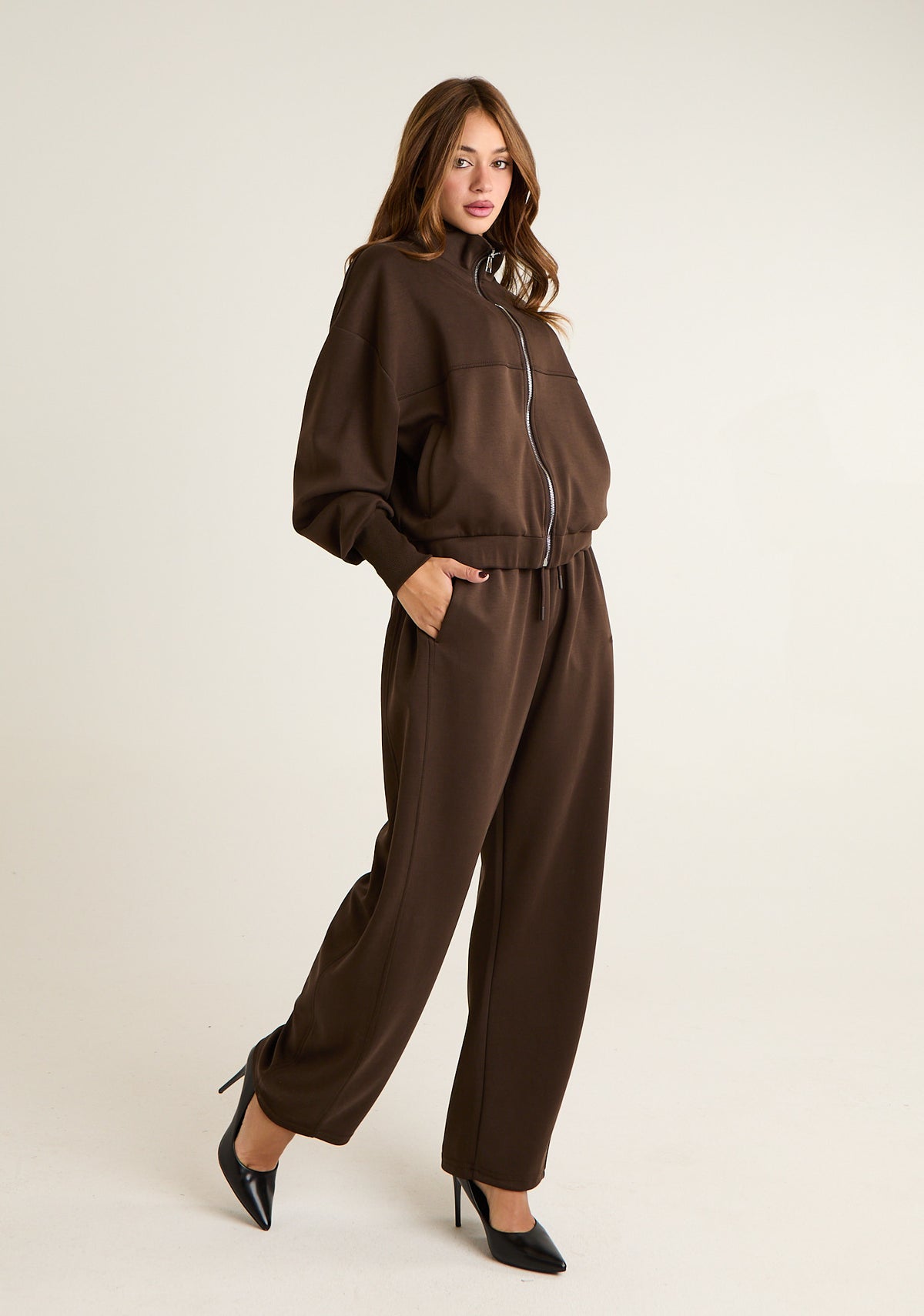 Pantalone tuta a gambe dritte