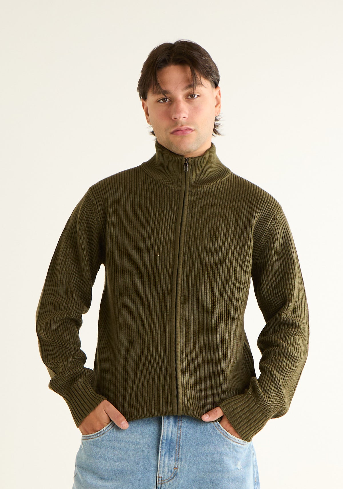 Maglia con zip in filato spesso