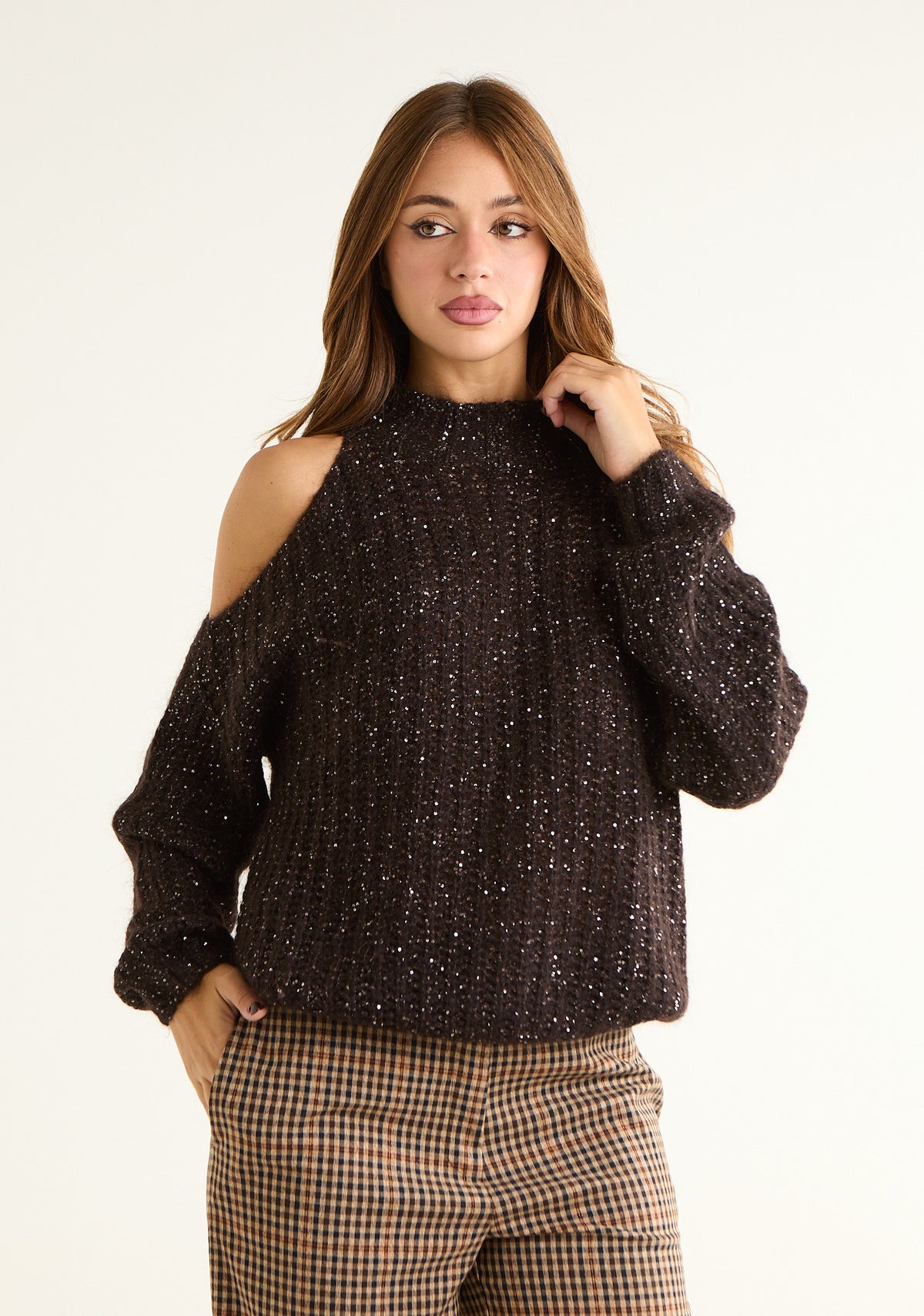 Maglia con omeri scoperti
