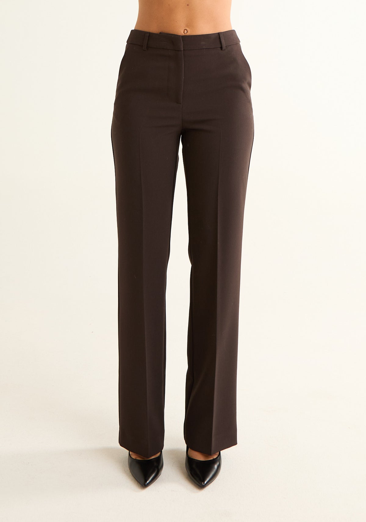 Pantalone a gambe dritte