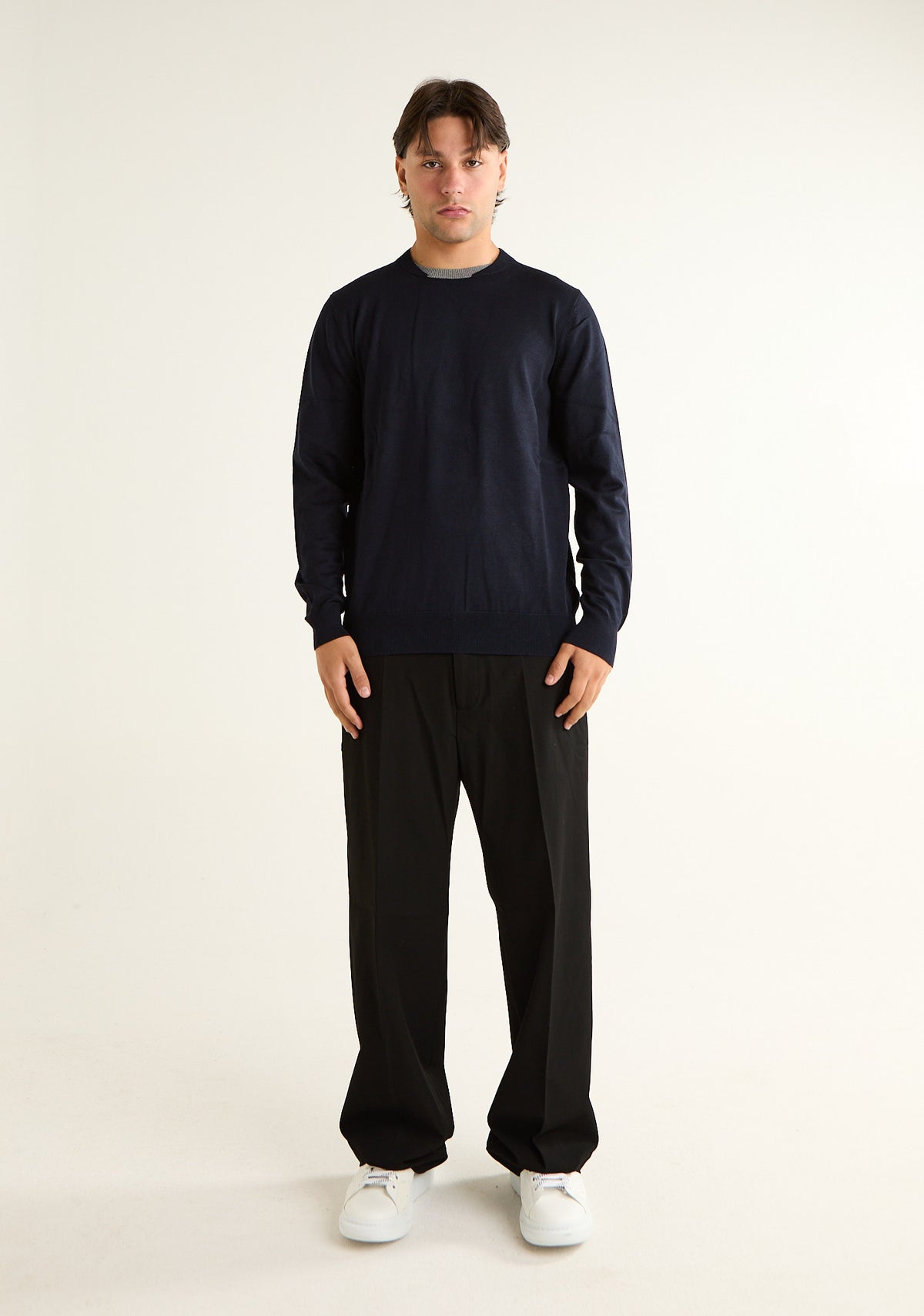 Maglia paricollo con toppe