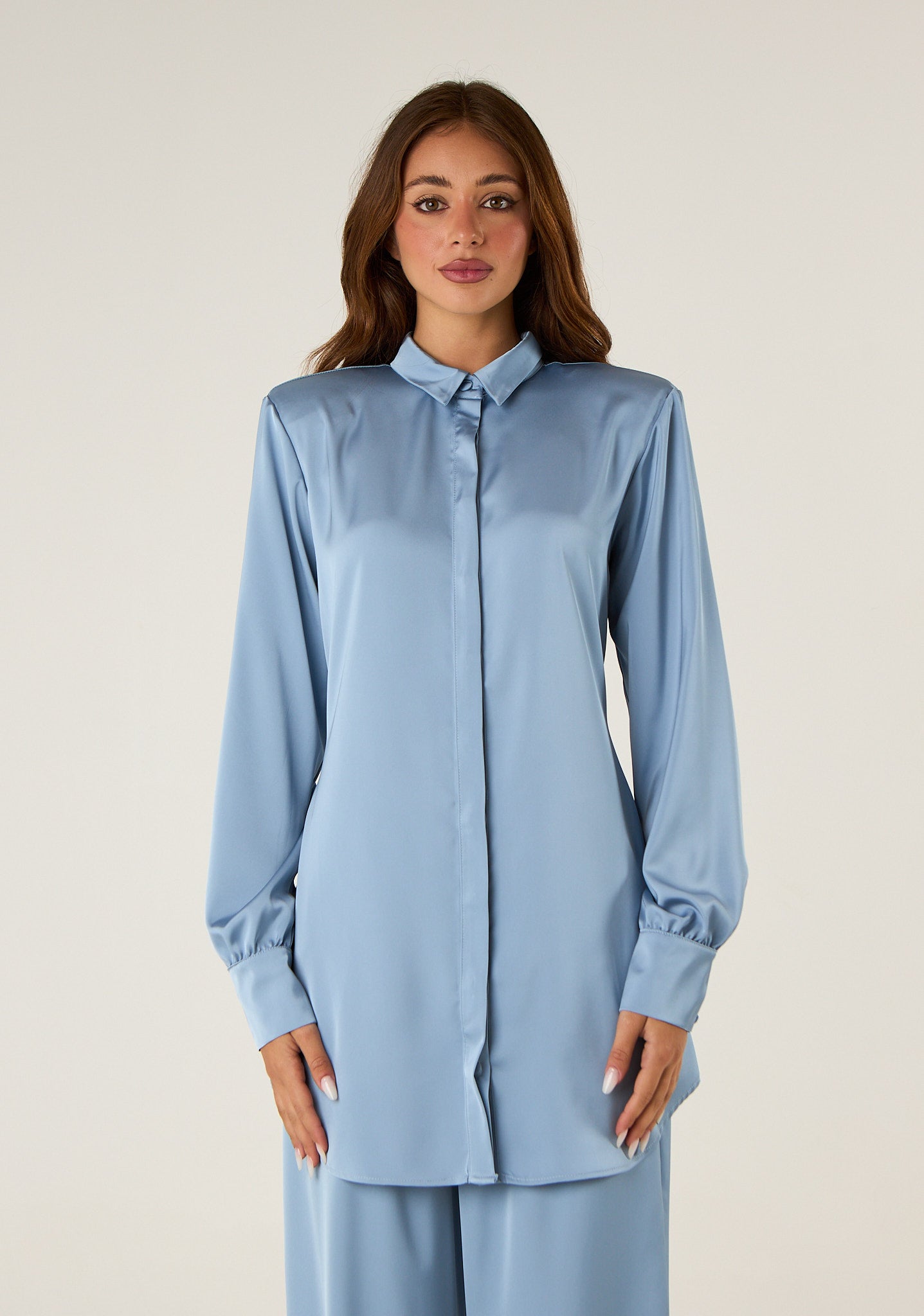 Camicia lunga con cintura coordinata