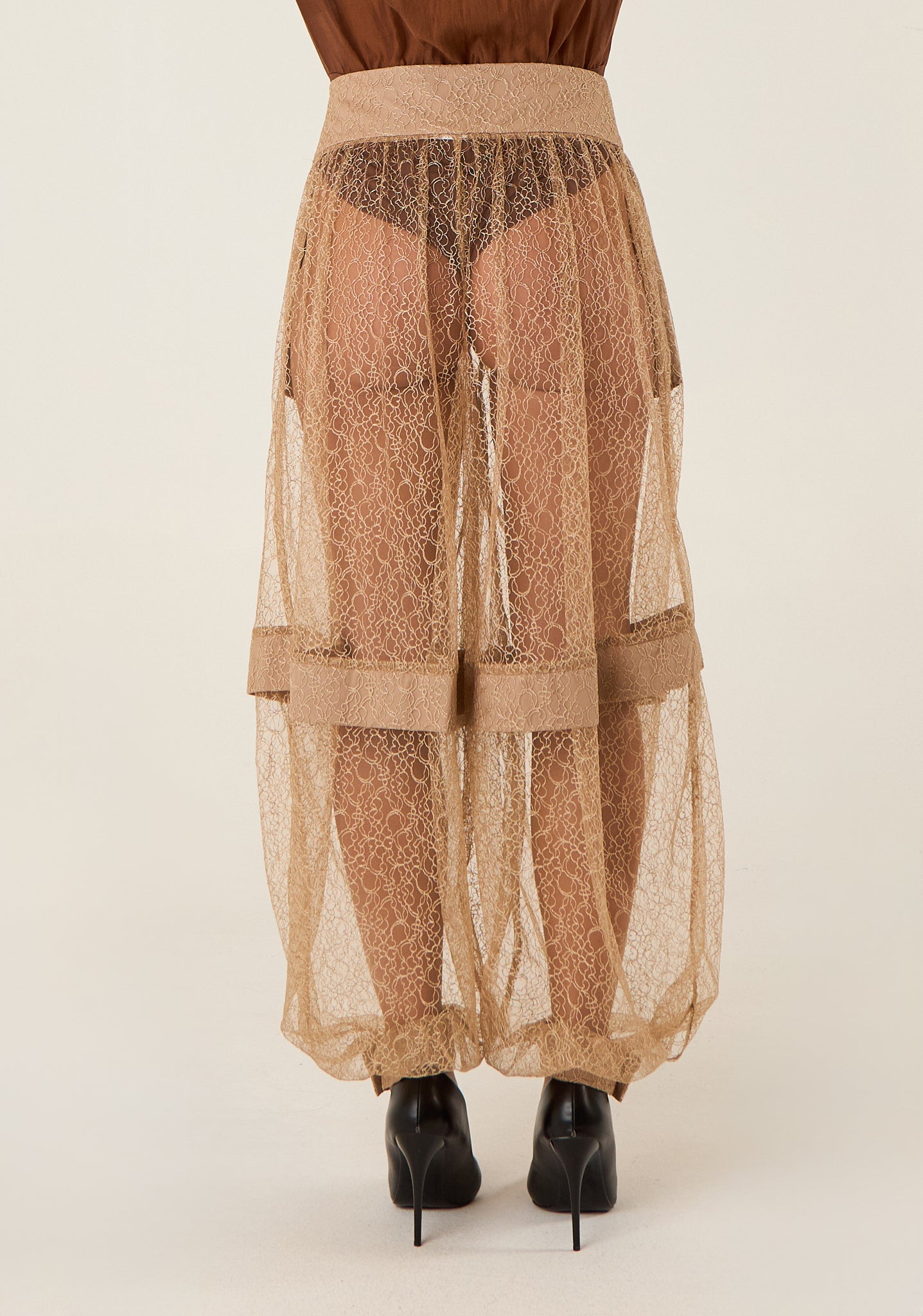 Pantalone harem trasparente