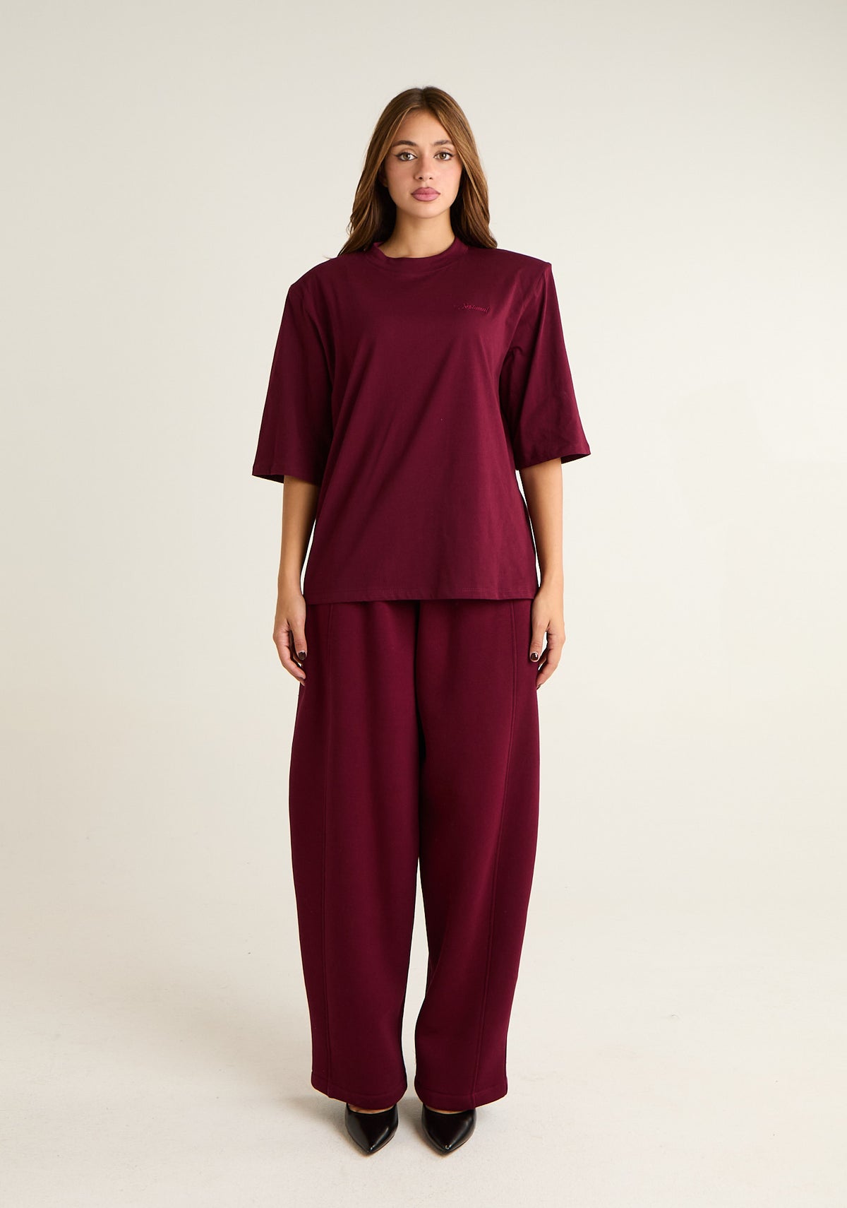 T-shirt quadrata con spalline