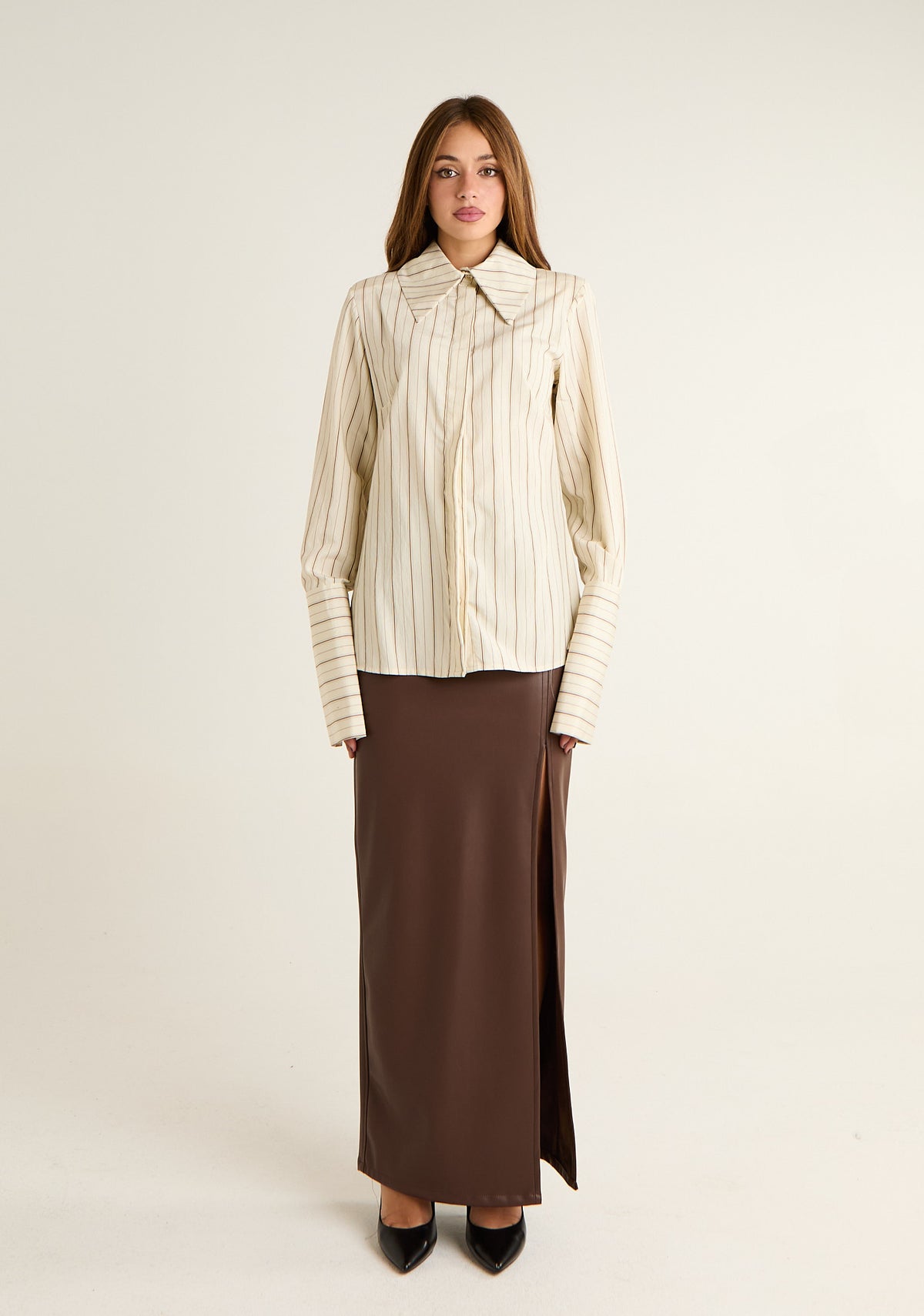 Camicia rigata con spalline