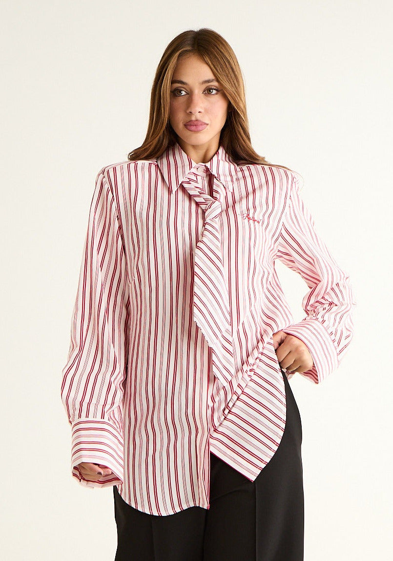 Camicia a righe con cravatta removibile