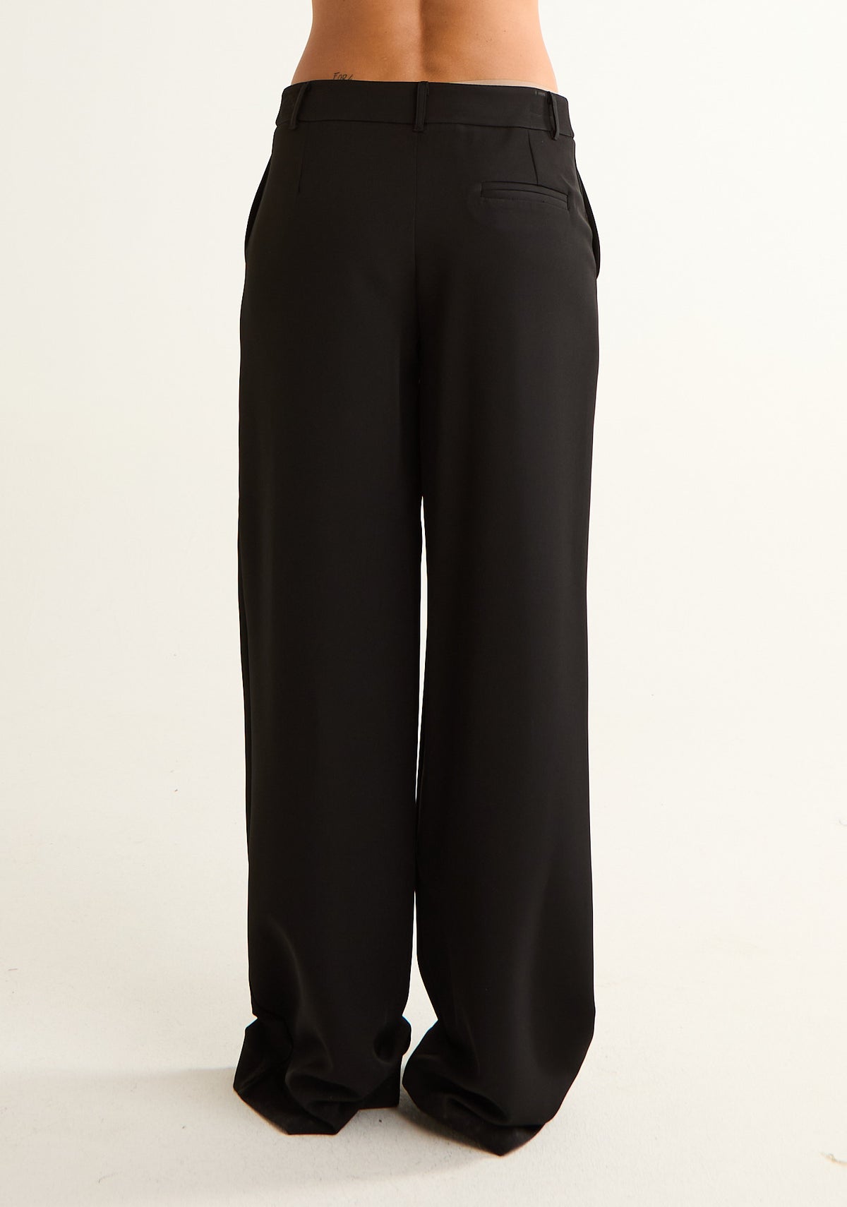 Pantalone palazzo sartoriale