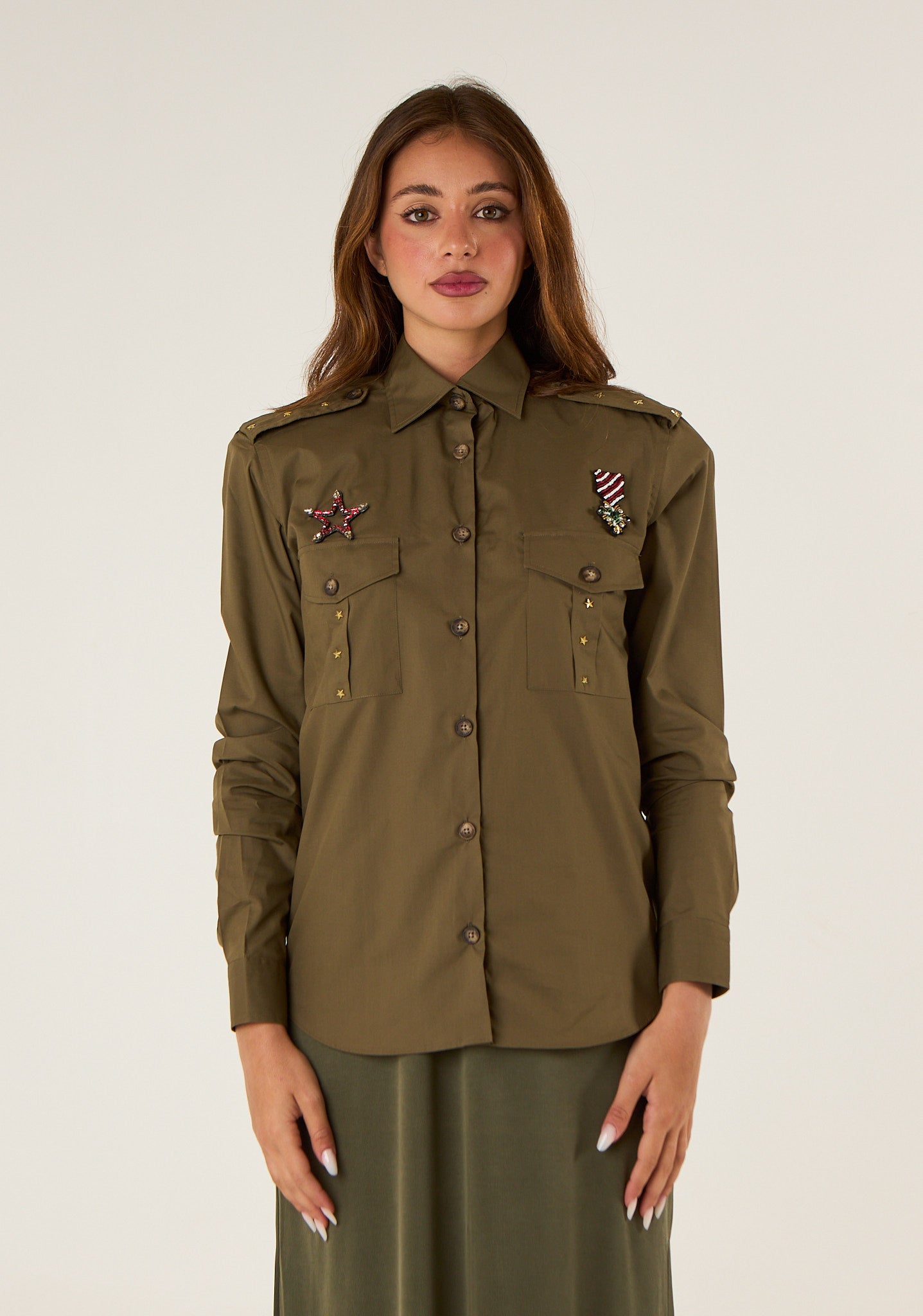 Camicia con applicazioni military