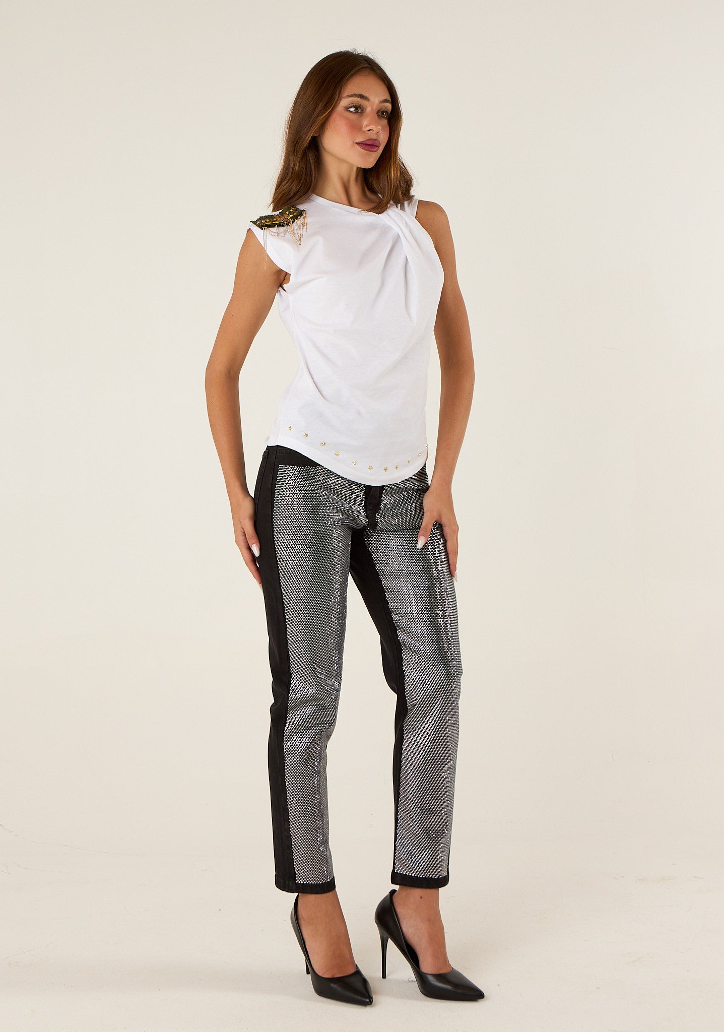 Top smanicato con nodo laterale