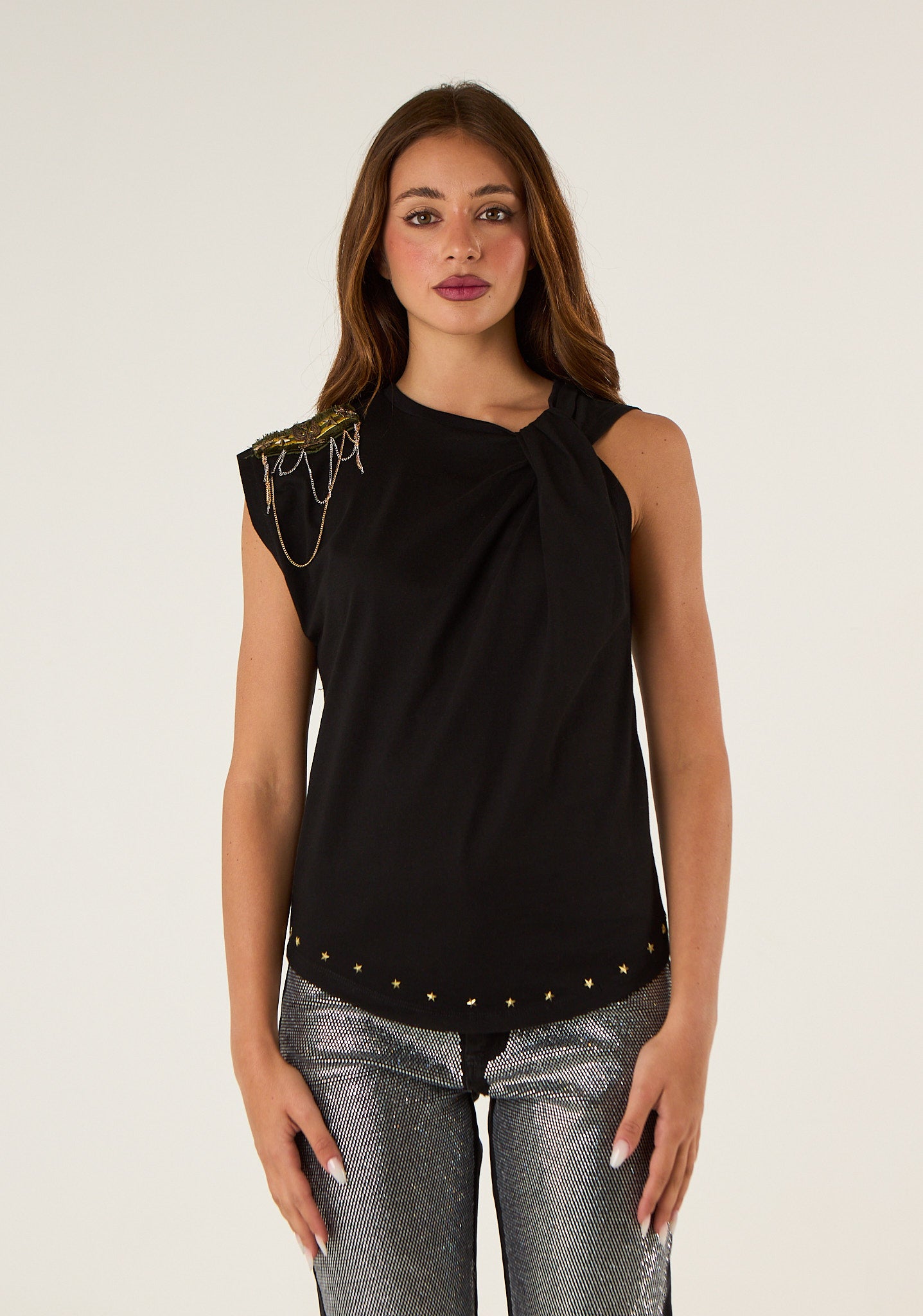 Top smanicato con nodo laterale