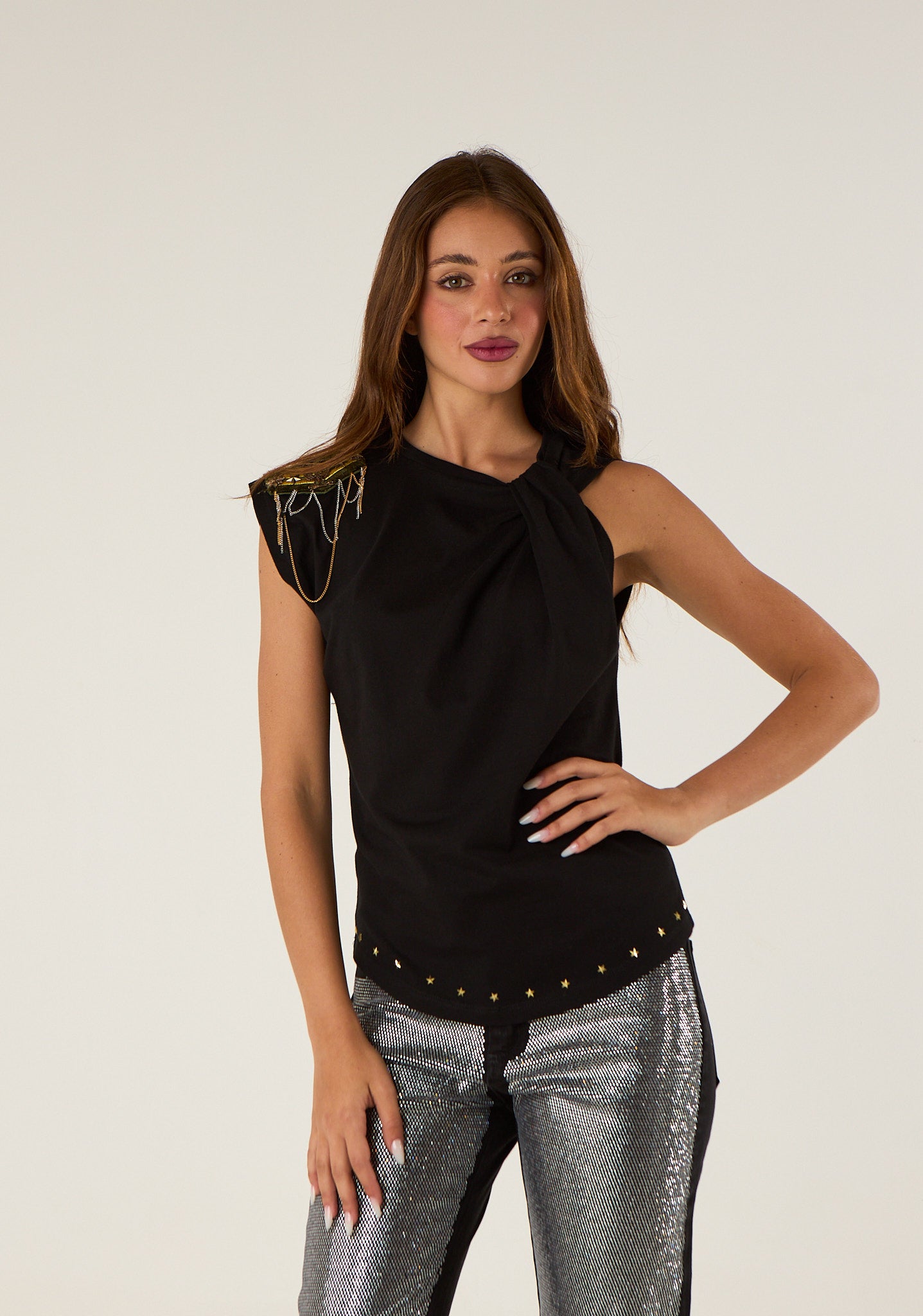 Top smanicato con nodo laterale