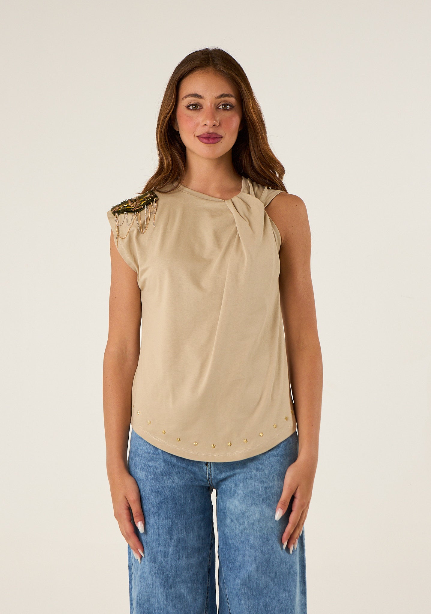 Top smanicato con nodo laterale