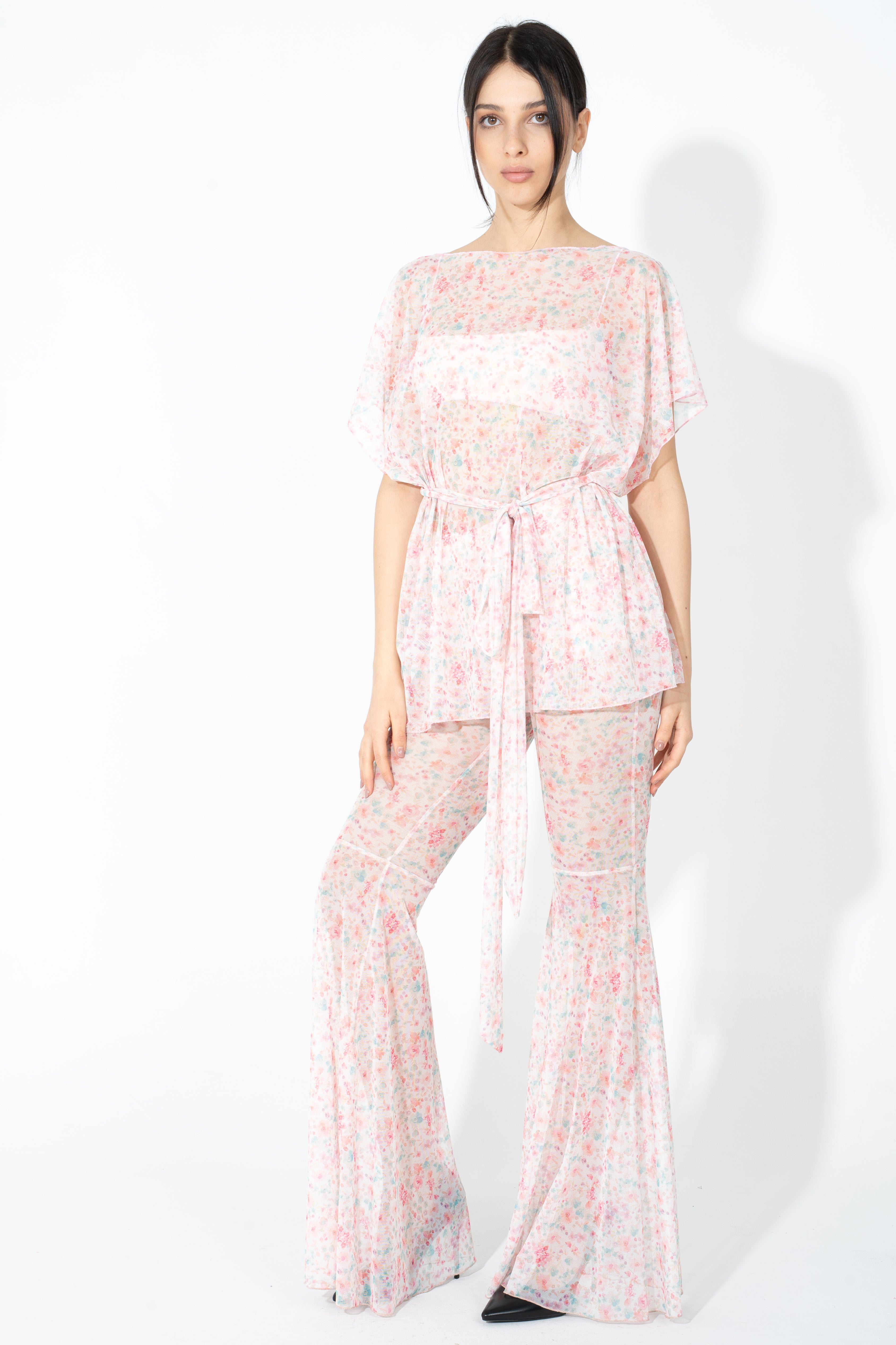 Maglia ricamata a fiori