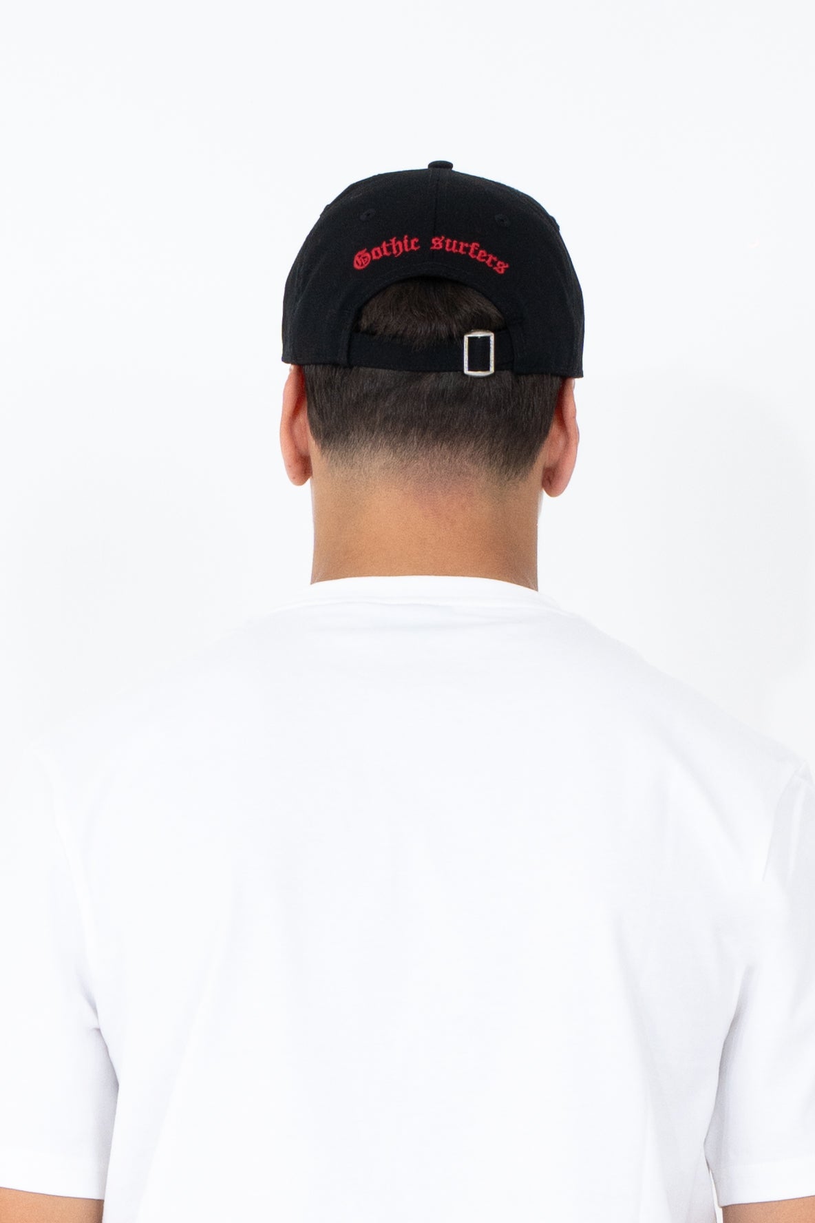 Cappello con visiera