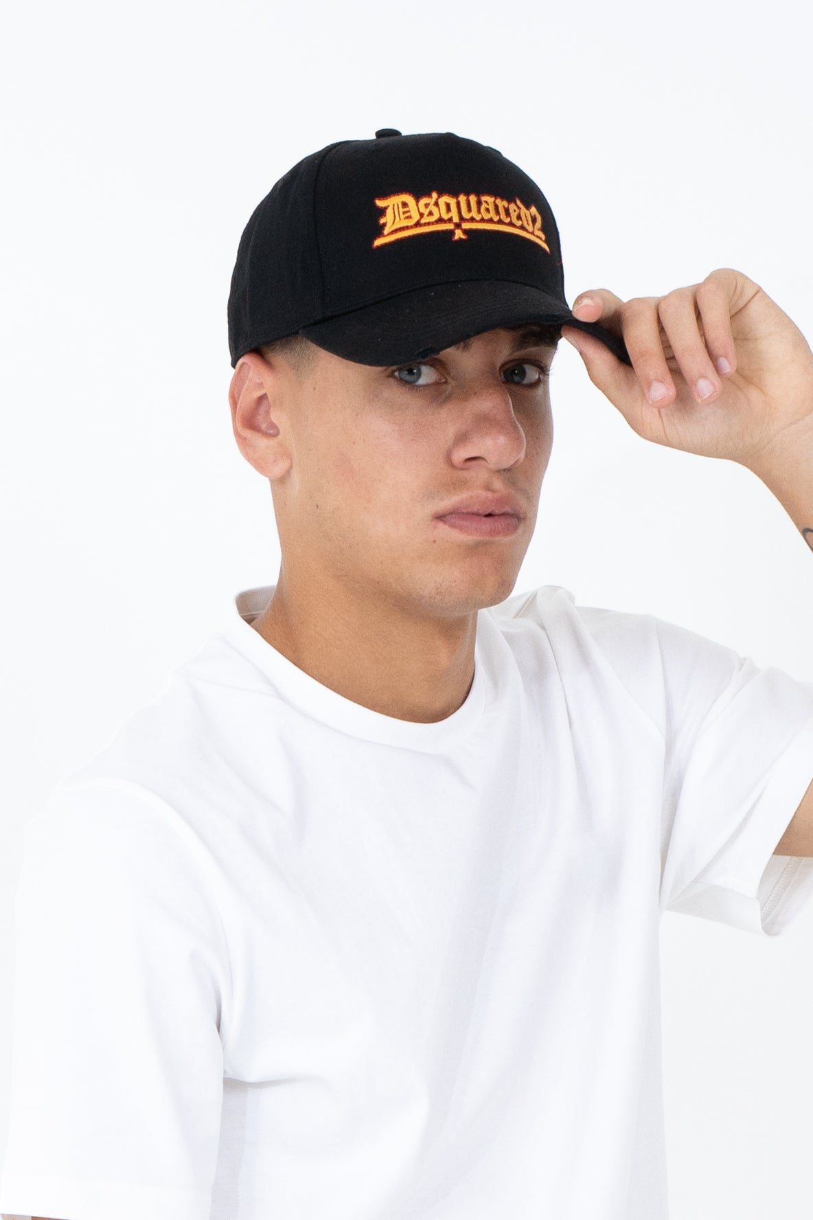 Cappello con visiera