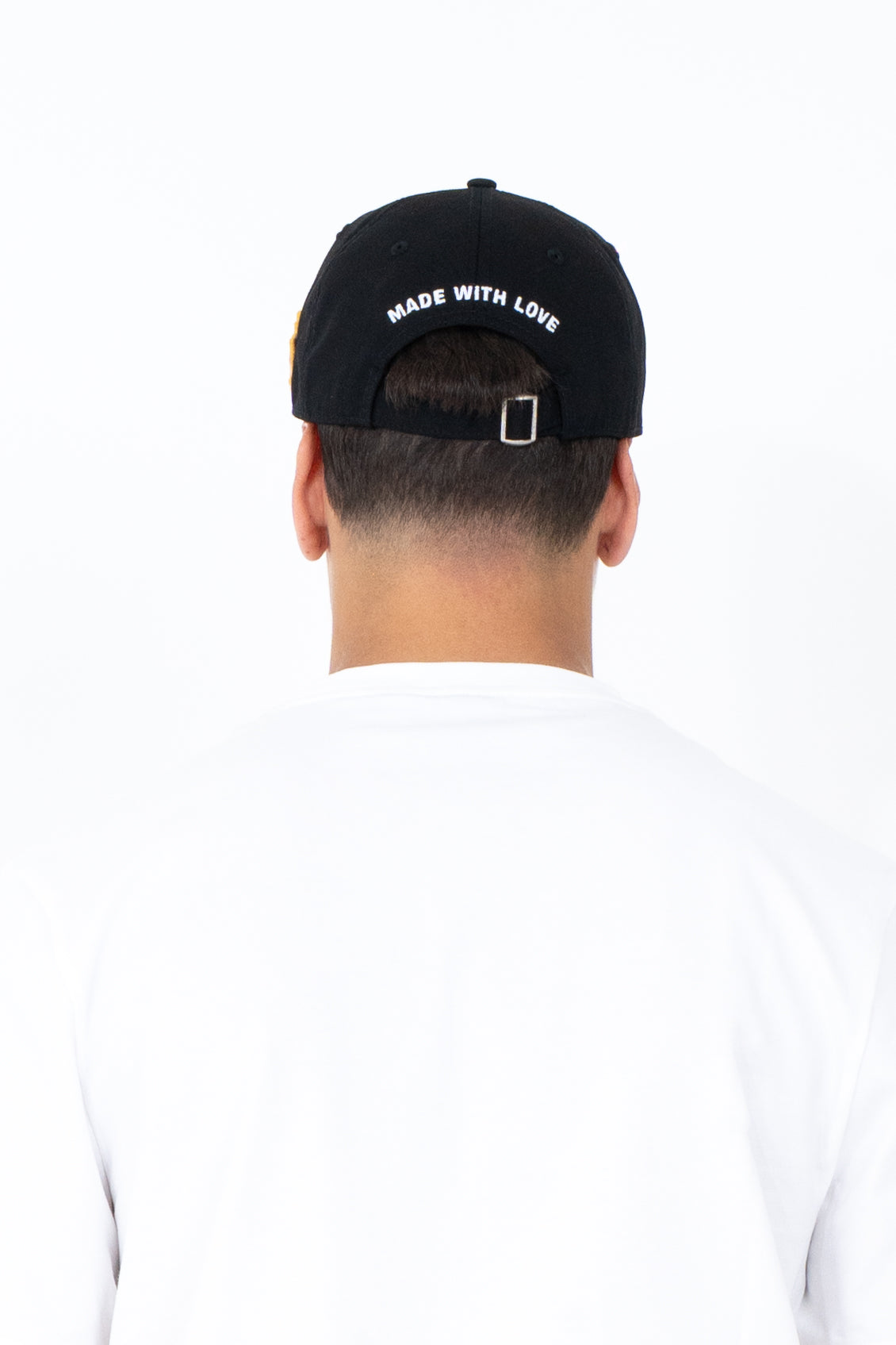 Cappello con visiera