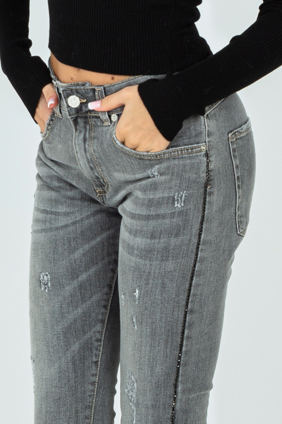 Jeans with rips and applications