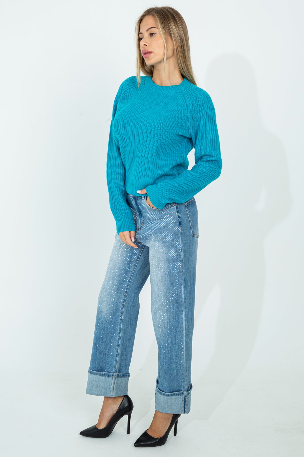 Knitted cashmere sweater