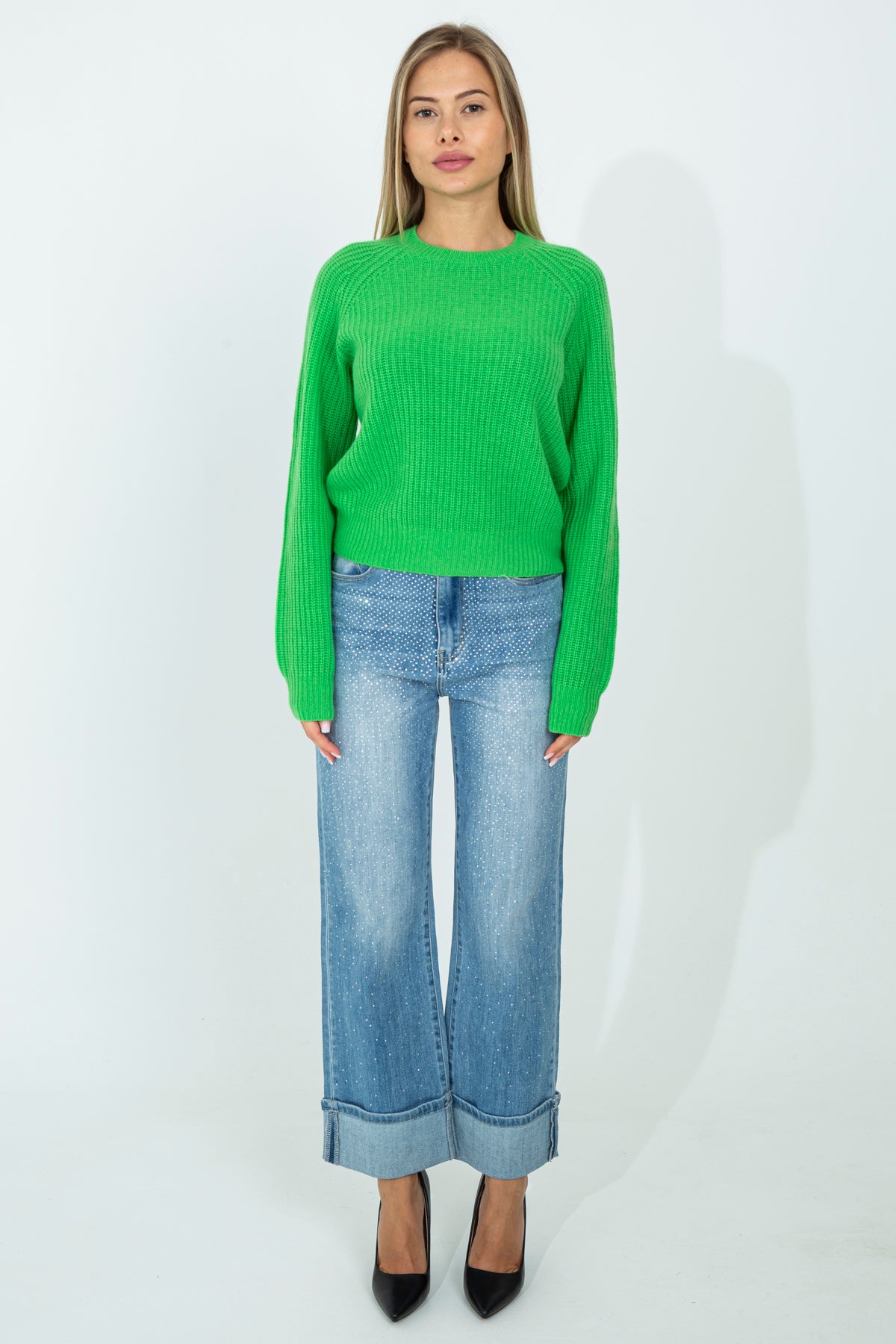 Knitted cashmere sweater