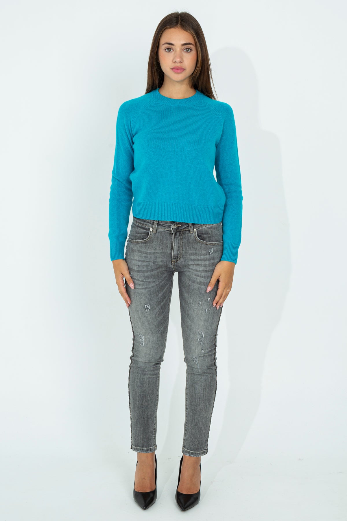 Cashmere crewneck sweater