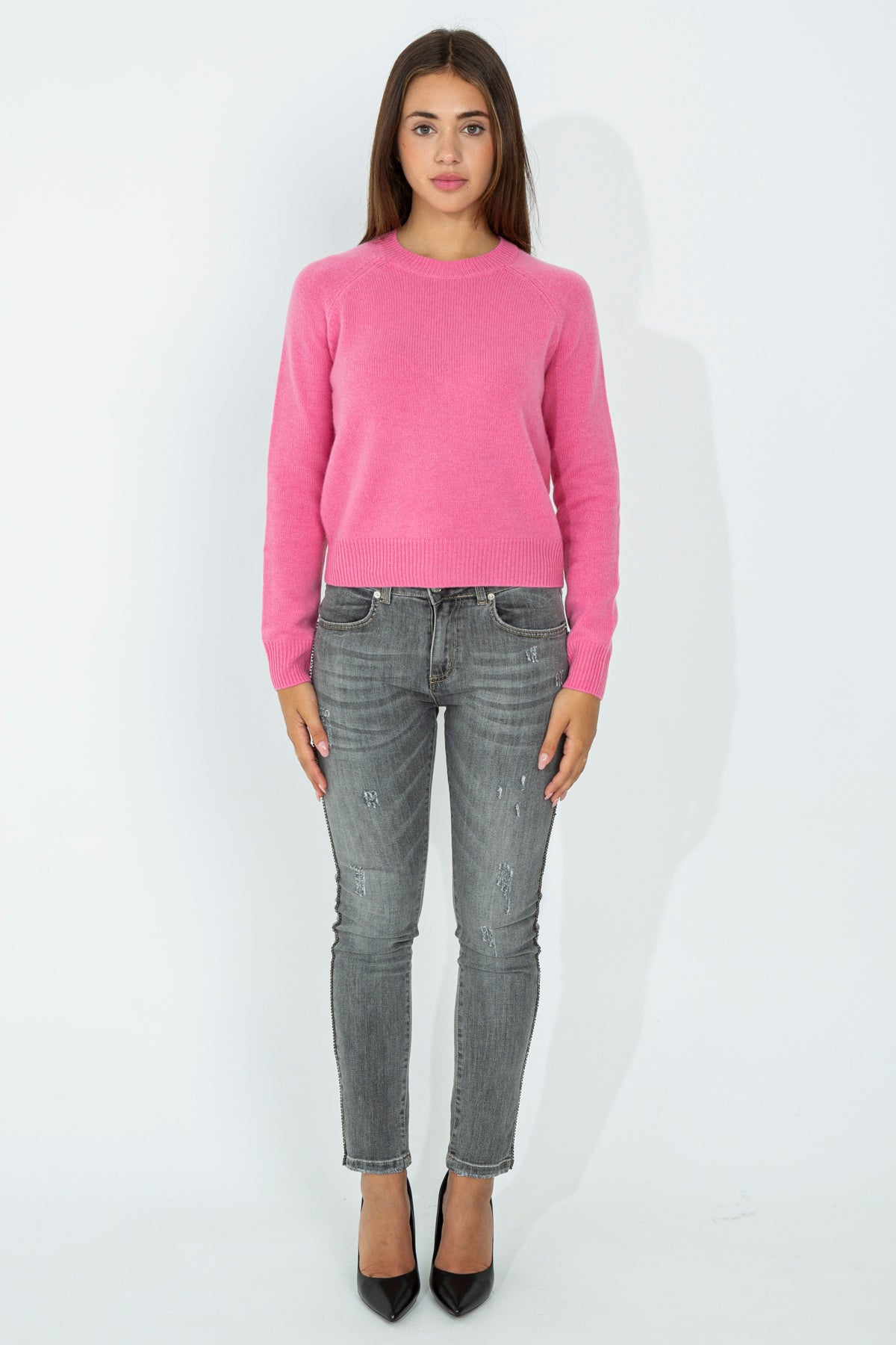 Cashmere crewneck sweater