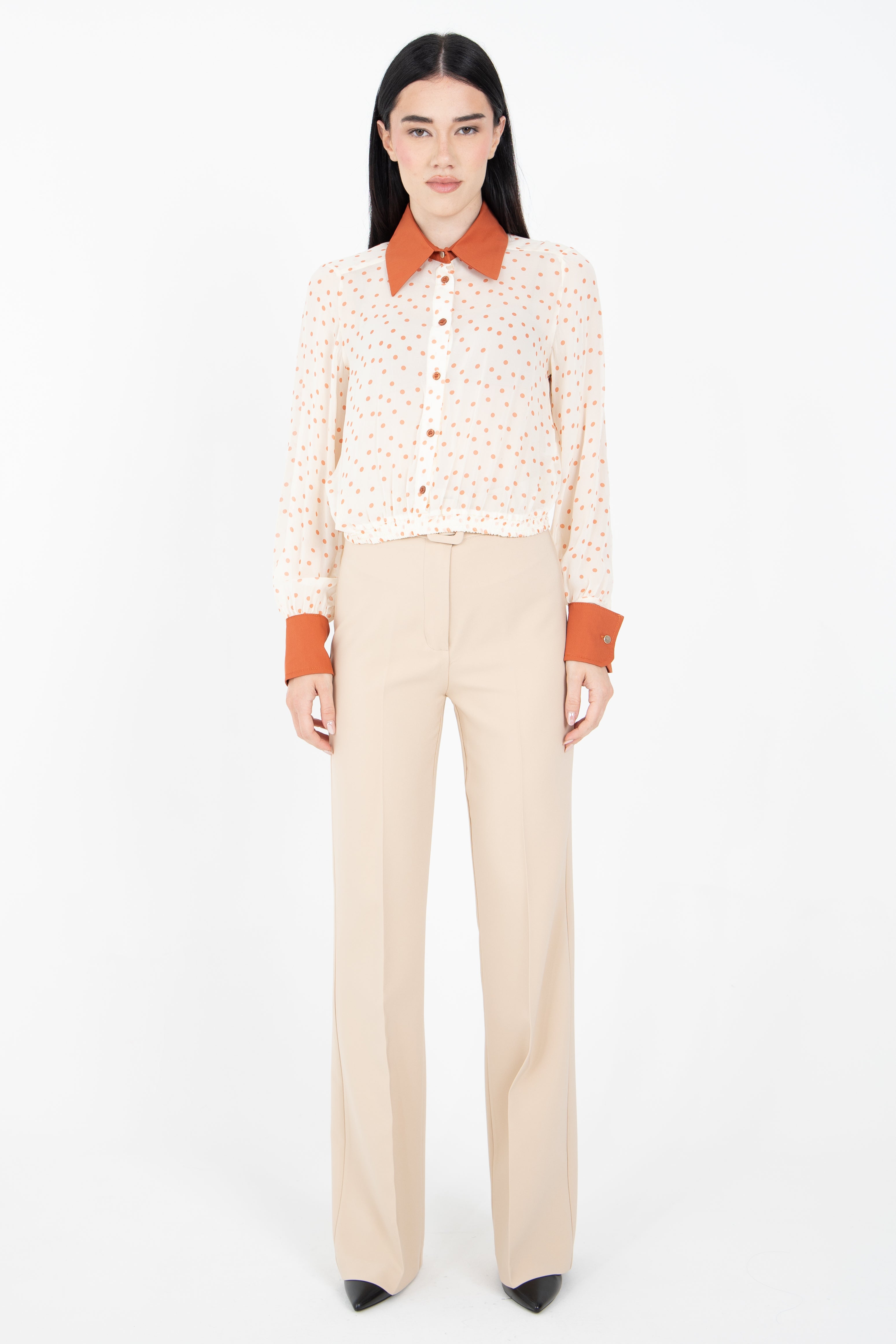 Camicia in fantasia pois