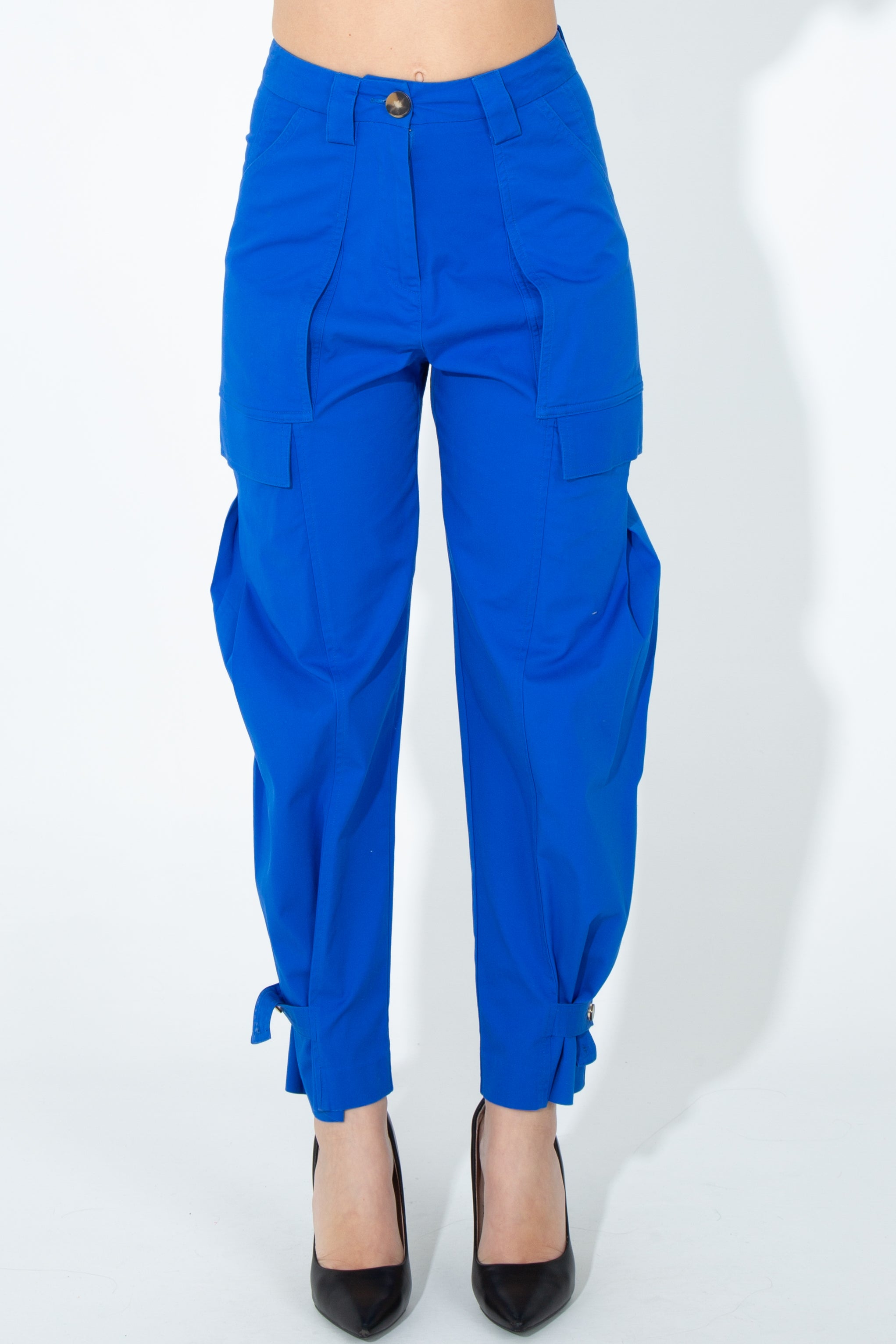 Pantalone con tasconi