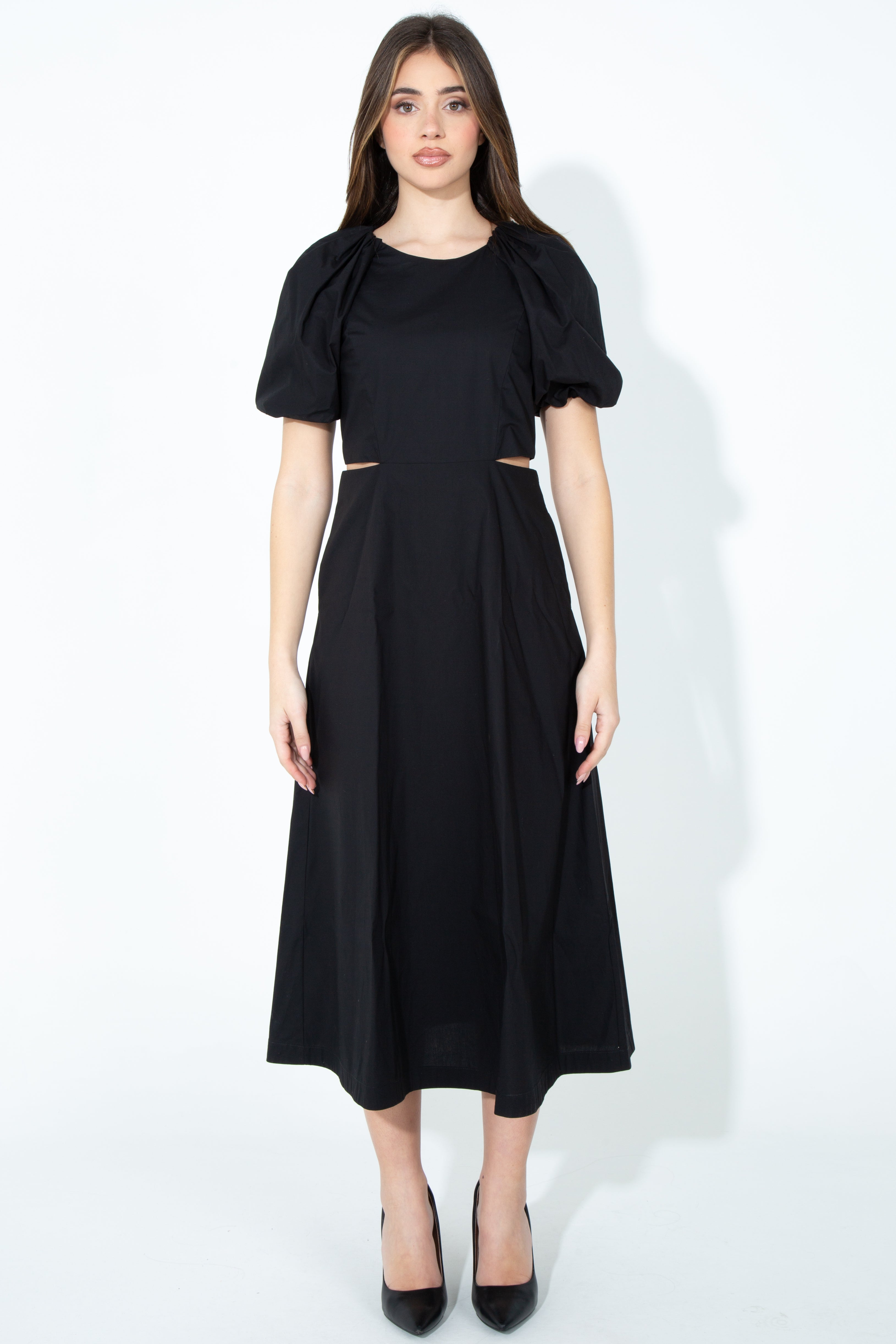 Abito midi con cut out