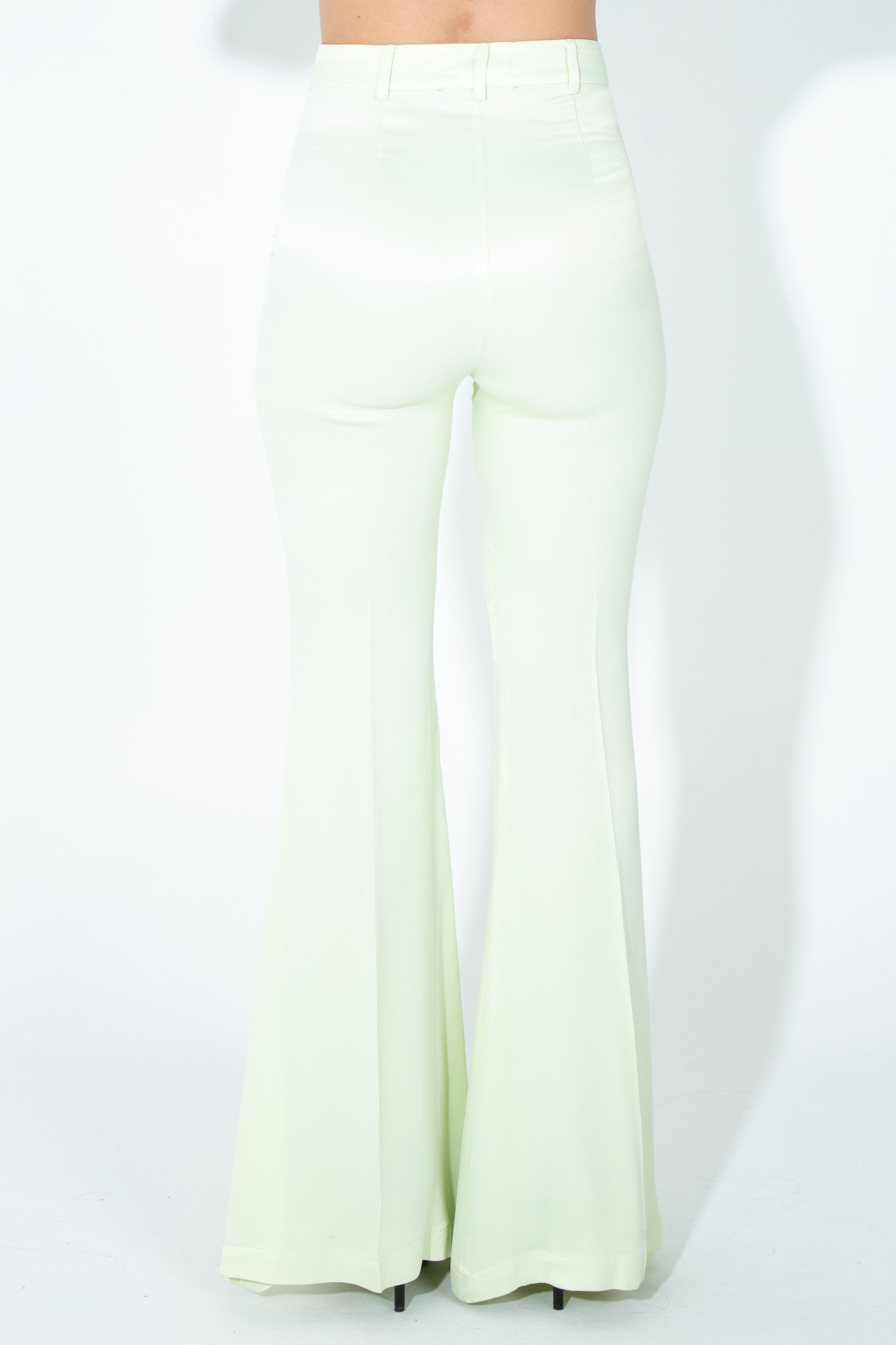 Pantalone a zampa in raso