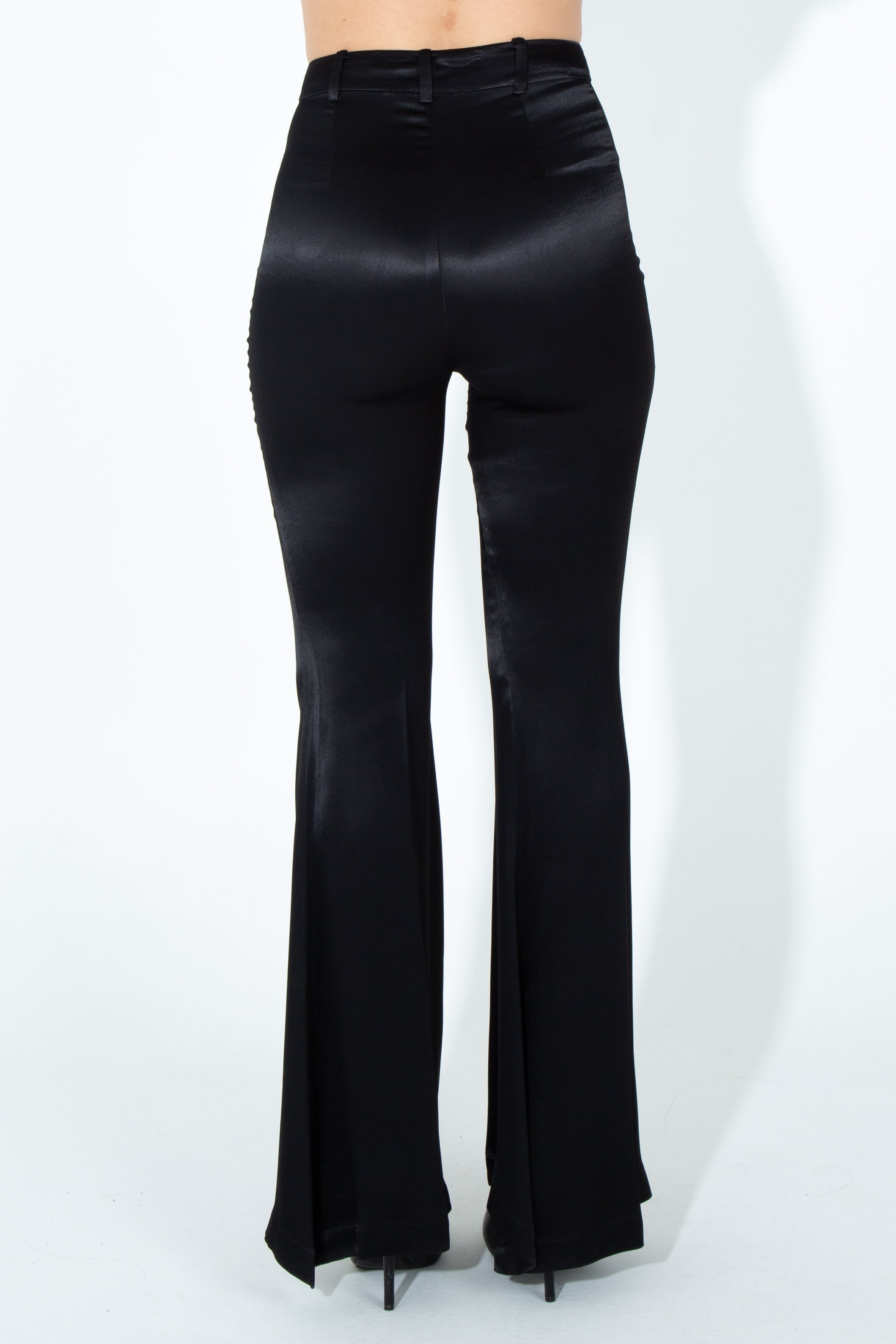 Pantalone a zampa in raso