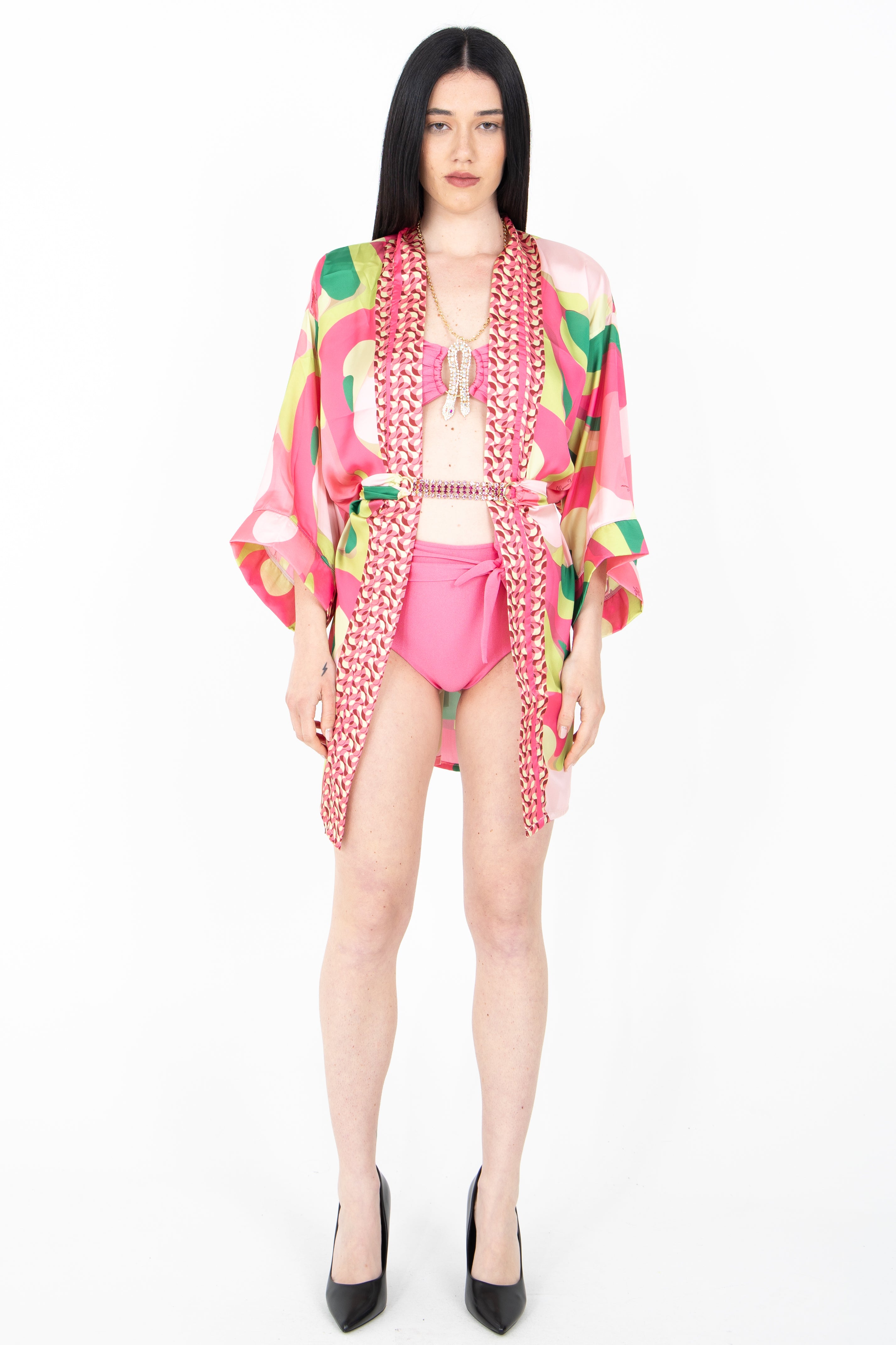 Kimono corto con profilo a contrasto