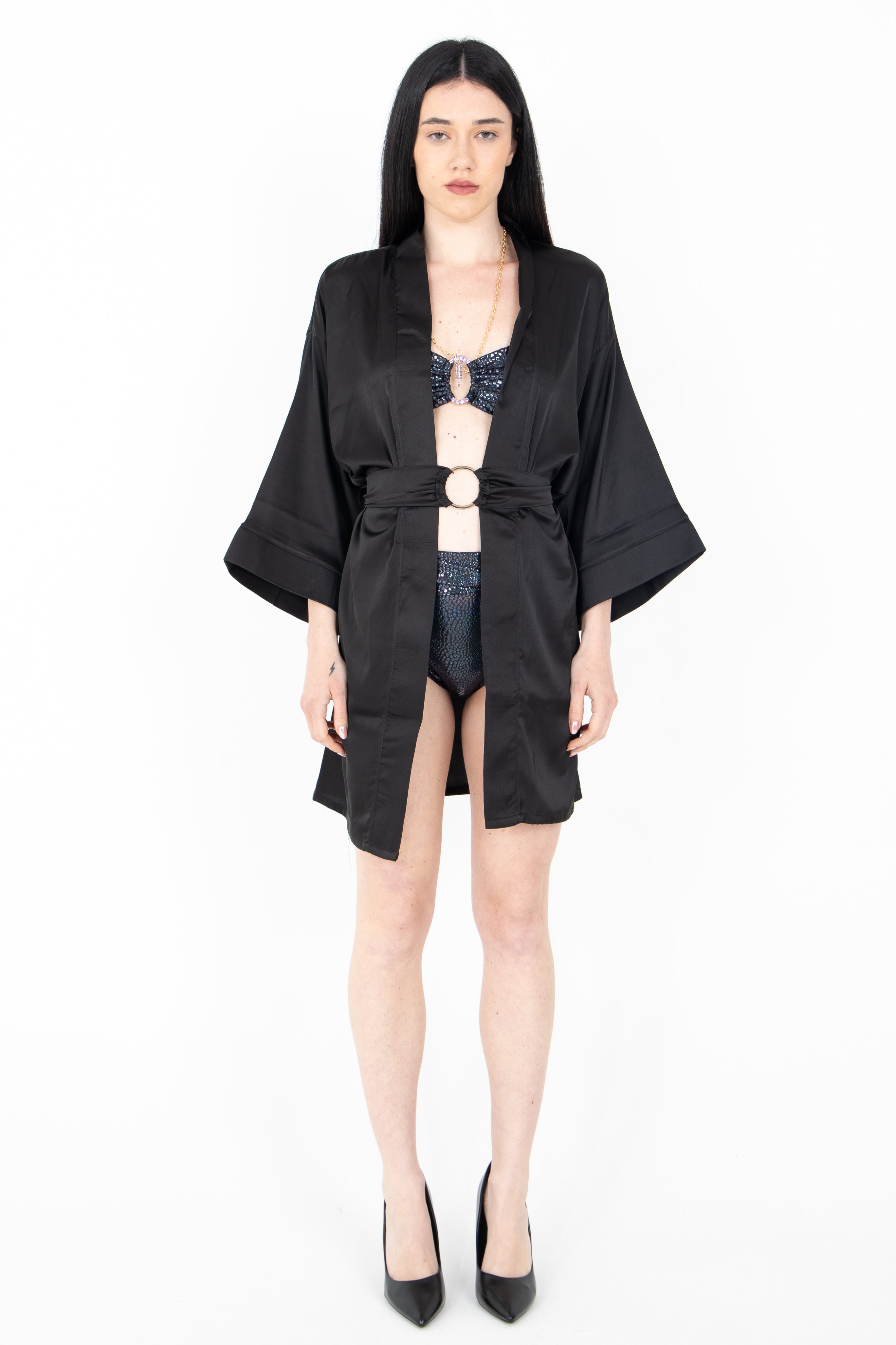 Kimono corto tinta unita in satin