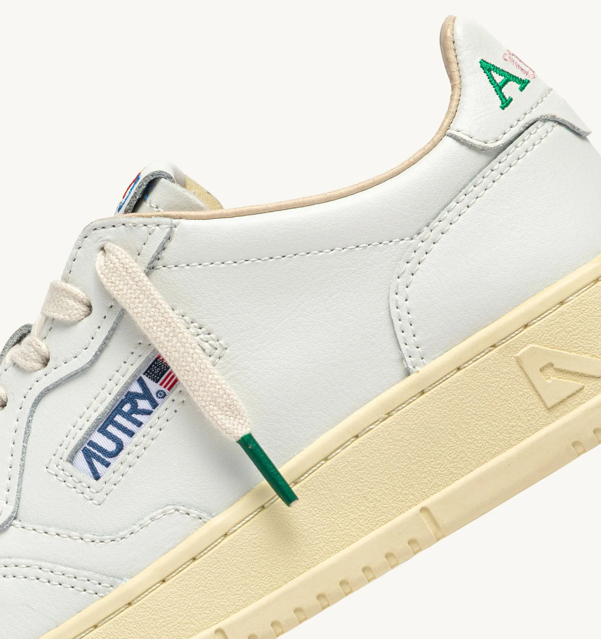 SNEAKERS MEDALIST LOW