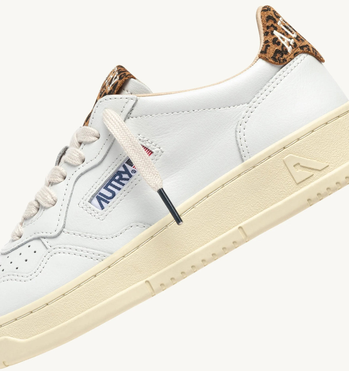 SNEAKERS MEDALIST LOW