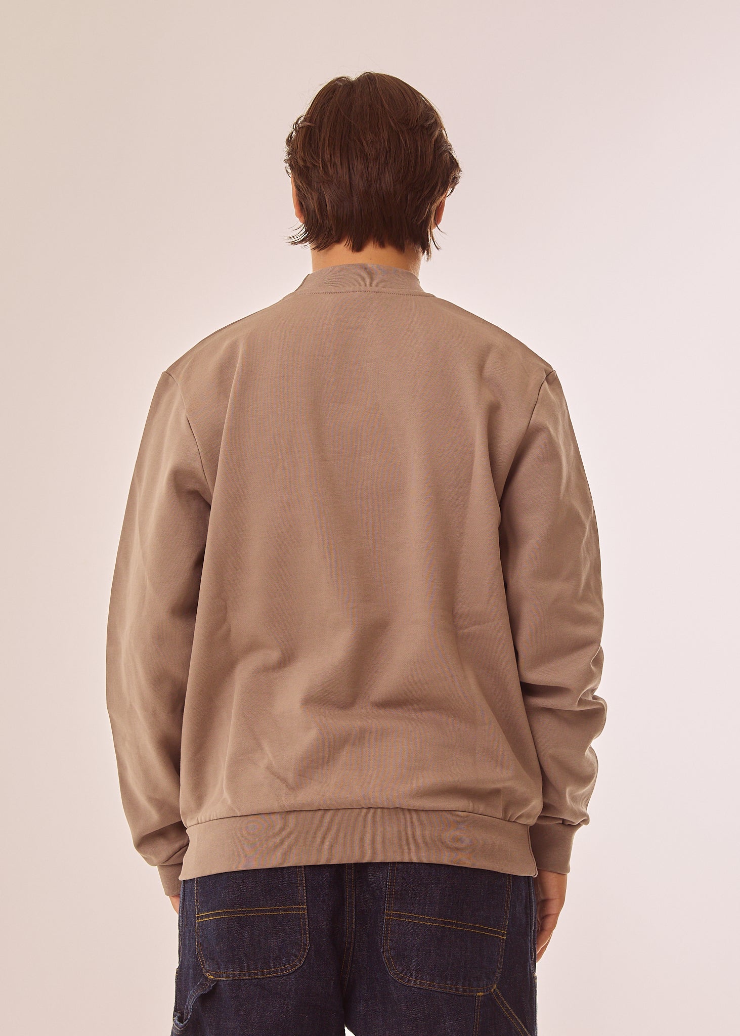 Felpa girocollo con patch logato