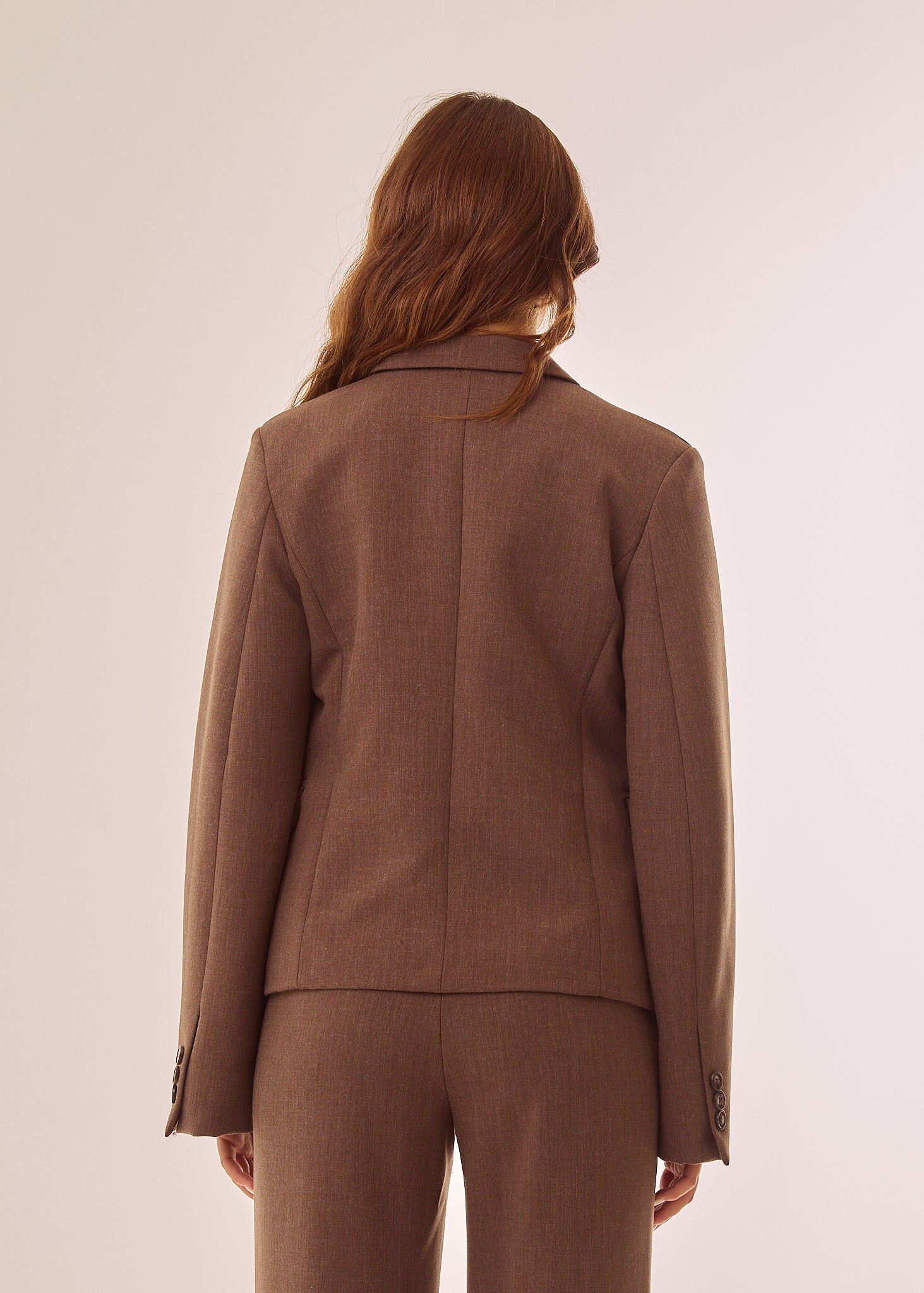 Giacca monopetto a taglio squadrato