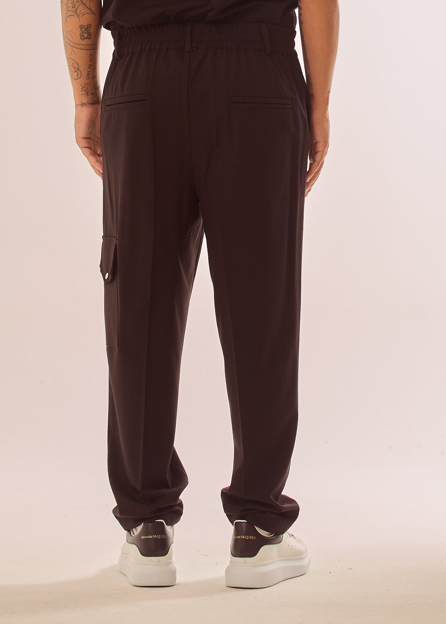 Pantalone comodo con doppie tasche