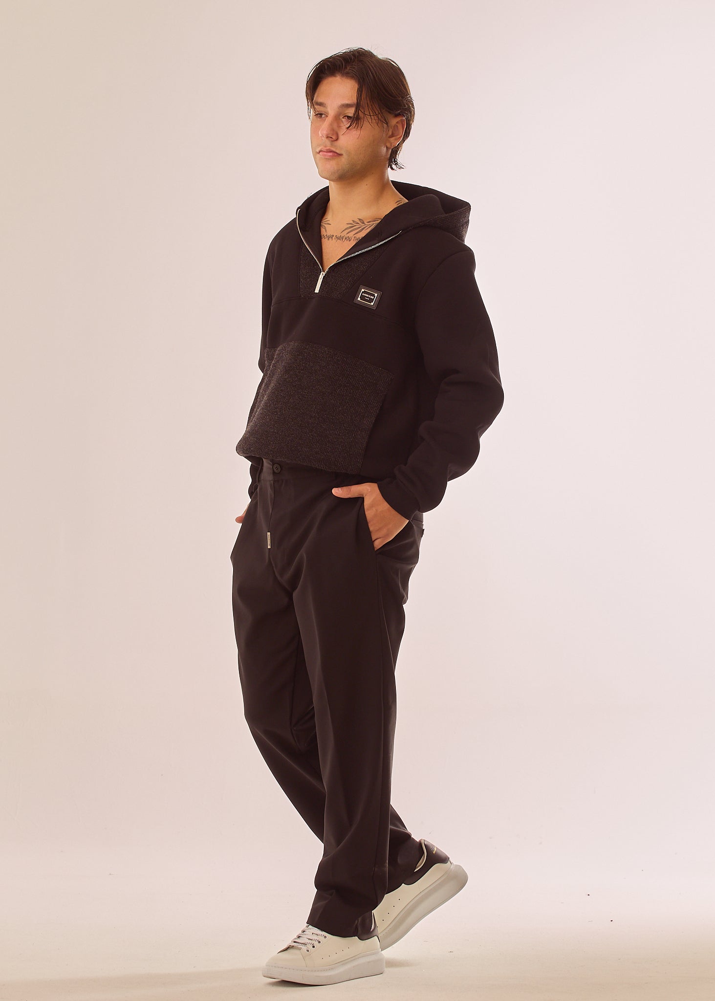 Pantalone a taglio classico