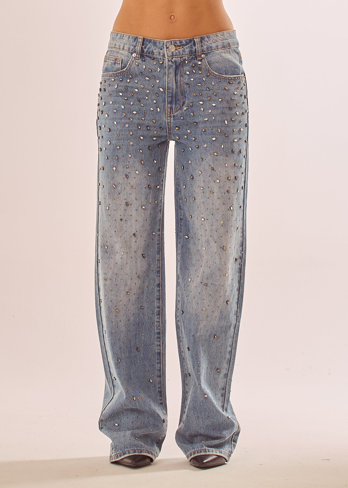 Jeans baggy con applicazioni